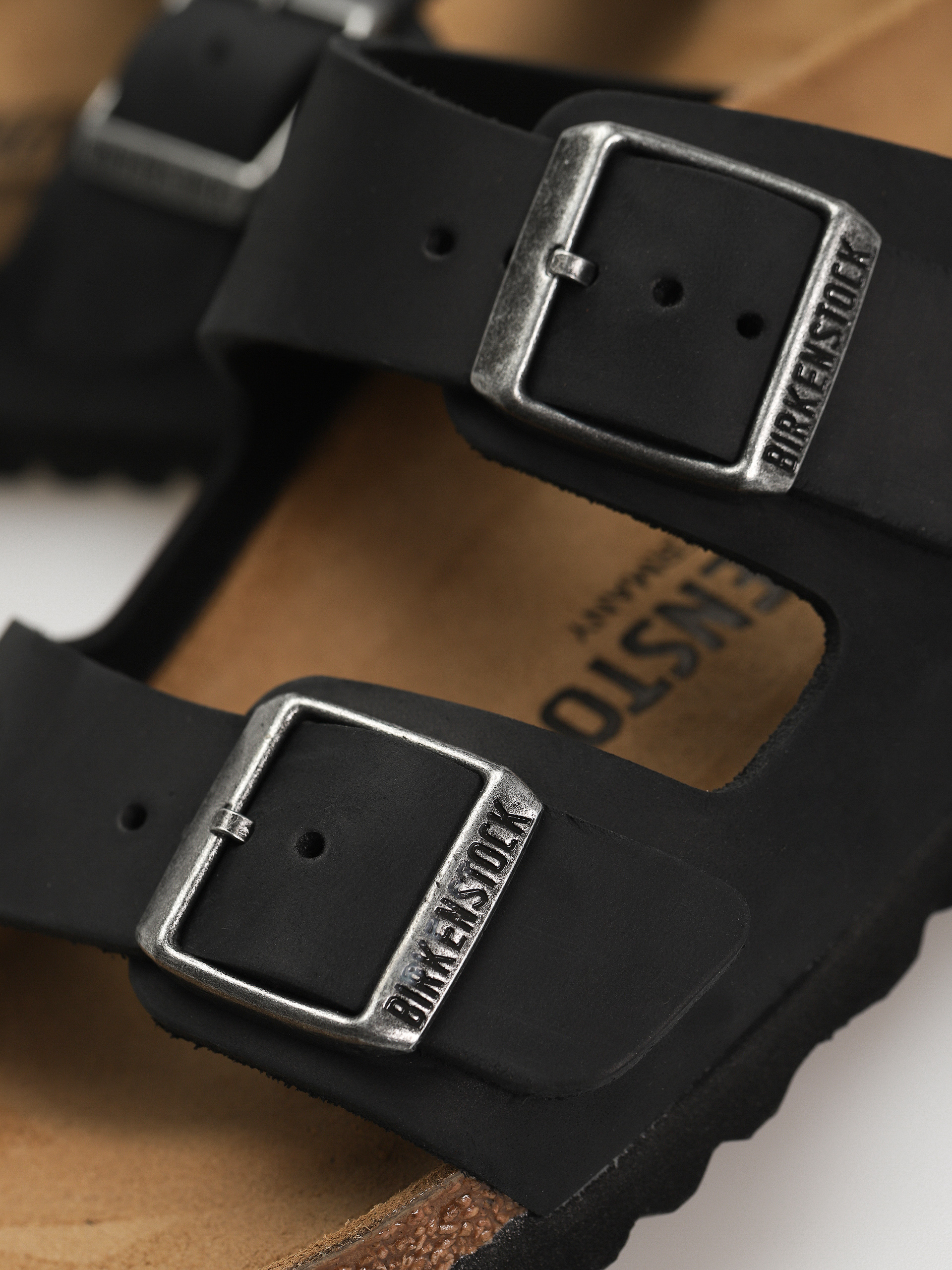 Șlapi Birkenstock Arizona Oiled Leather Narrow Wmn (black)