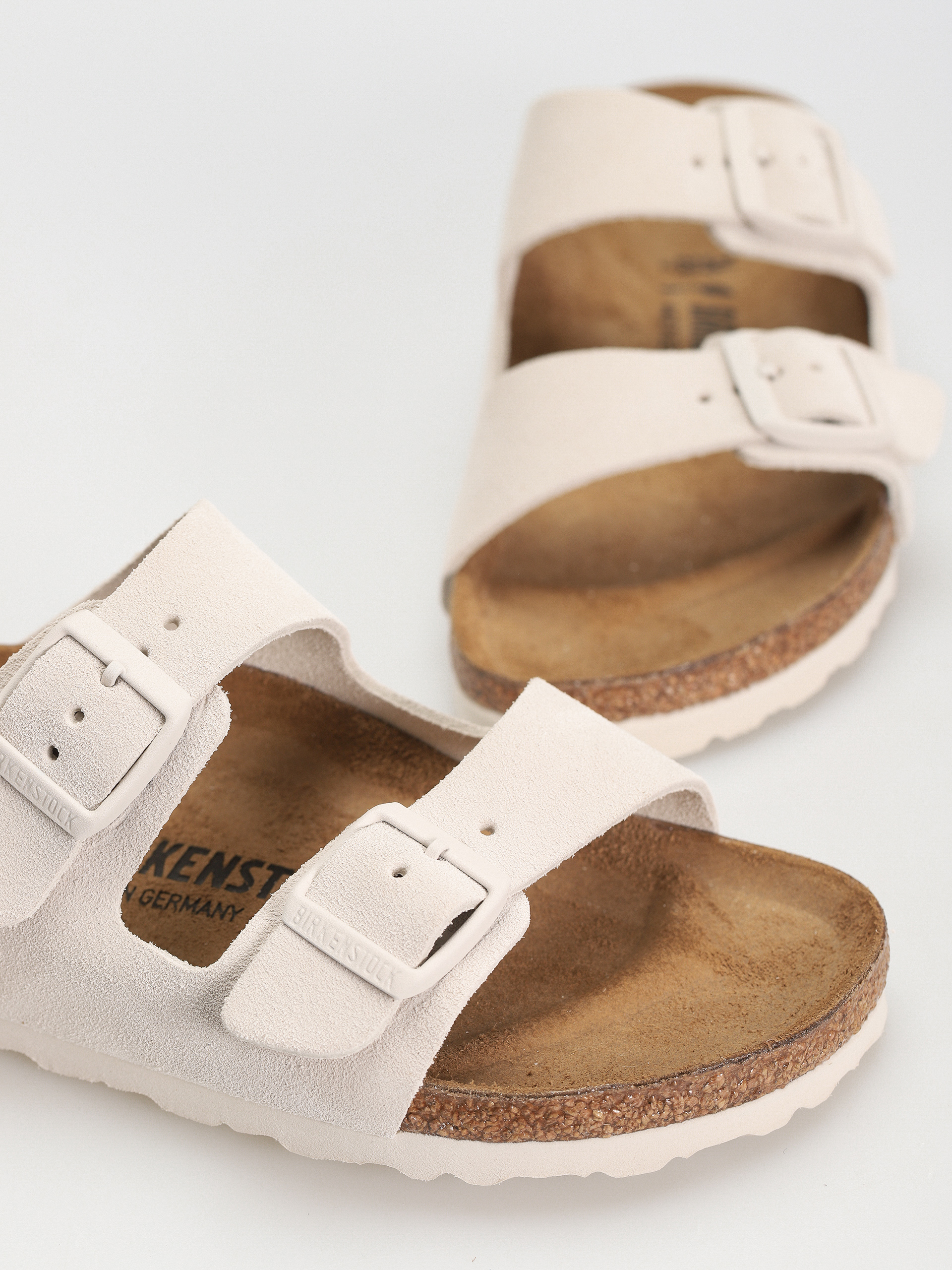 Șlapi Birkenstock Arizona Suede Leather Narrow Wmn (antique white)