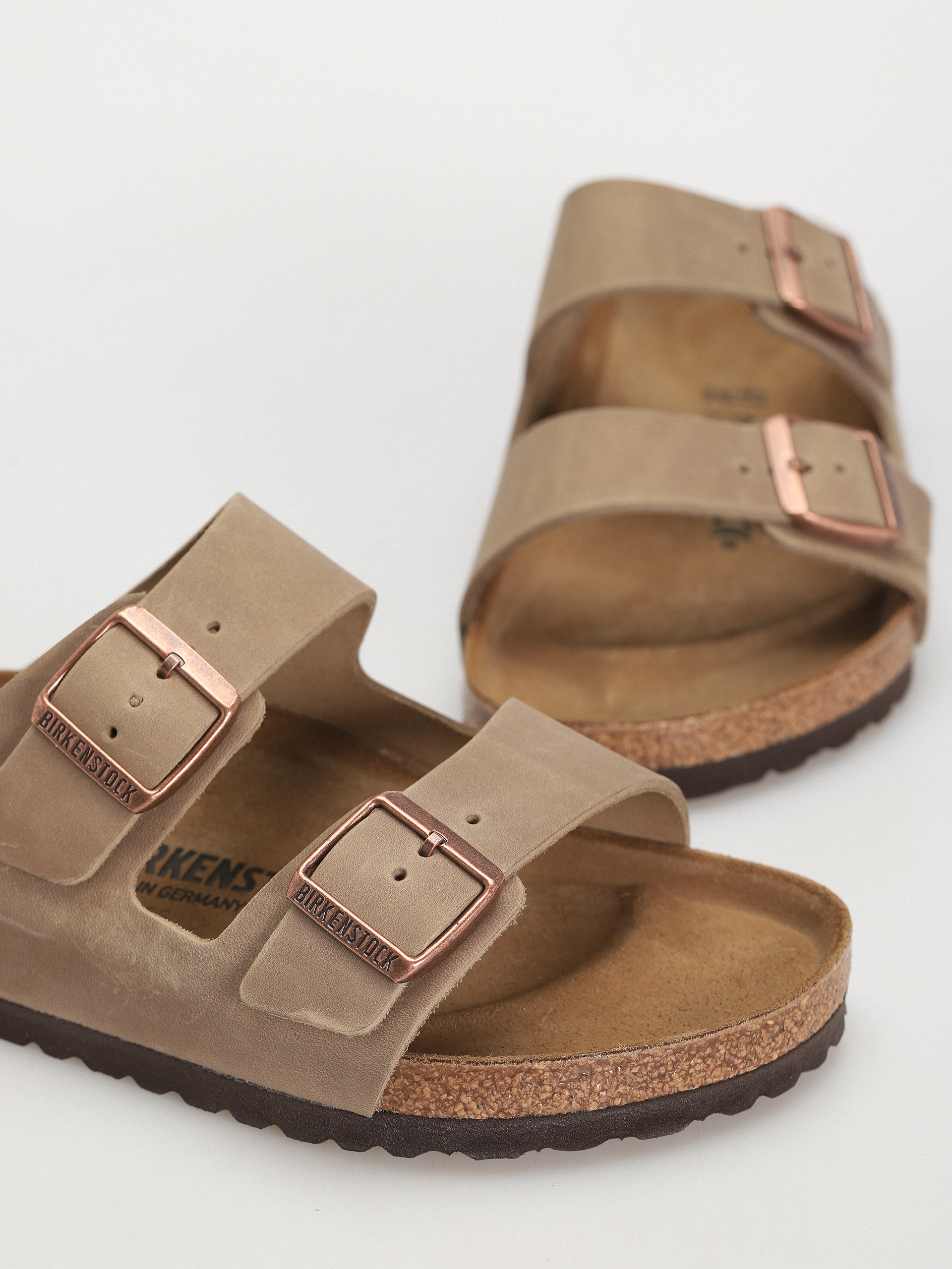 Șlapi Birkenstock Arizona Oiled Leather Regular (tobacco brown)