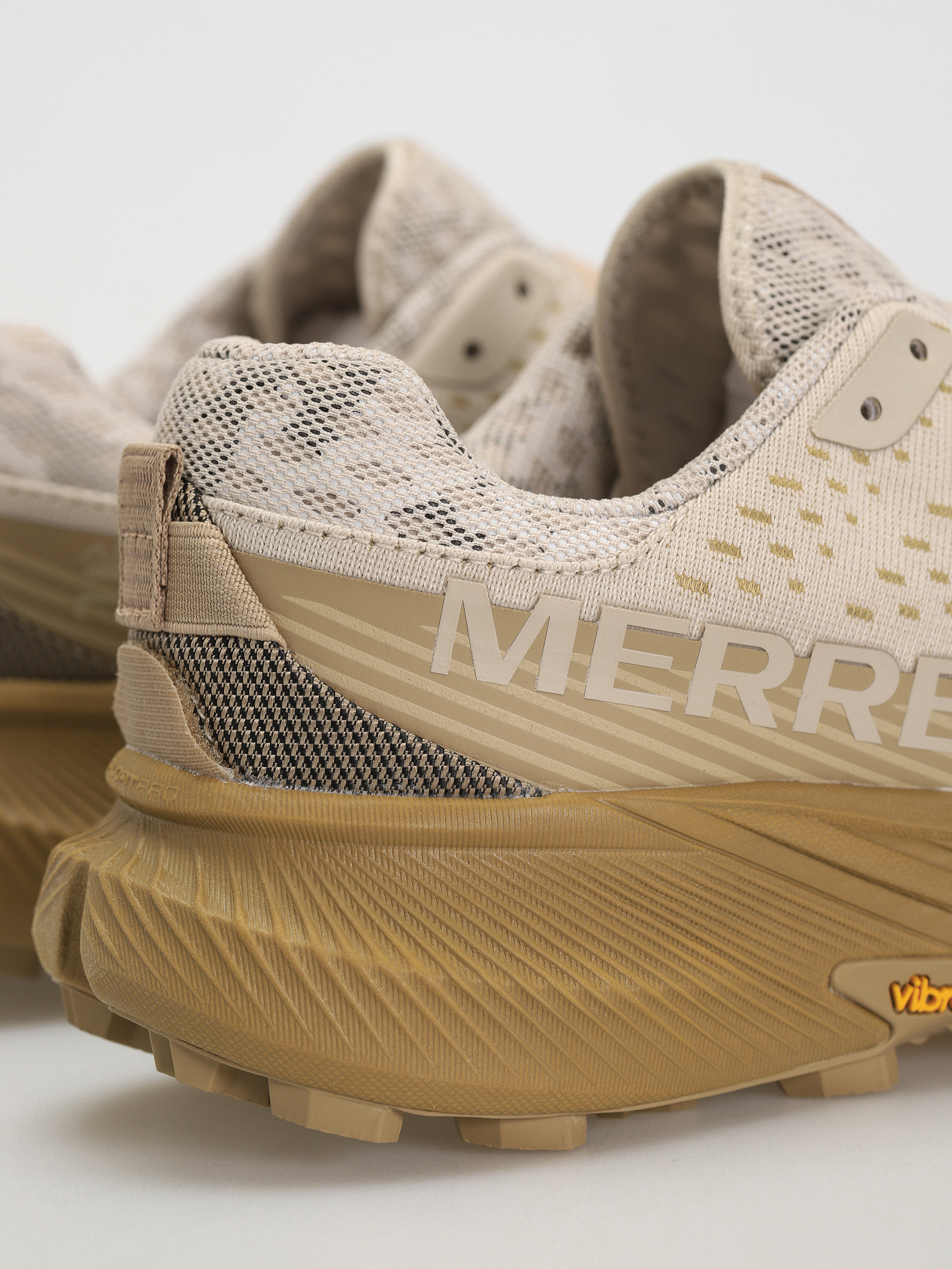 Pantofi Merrell Agility Peak 5 (oyster/coyote)