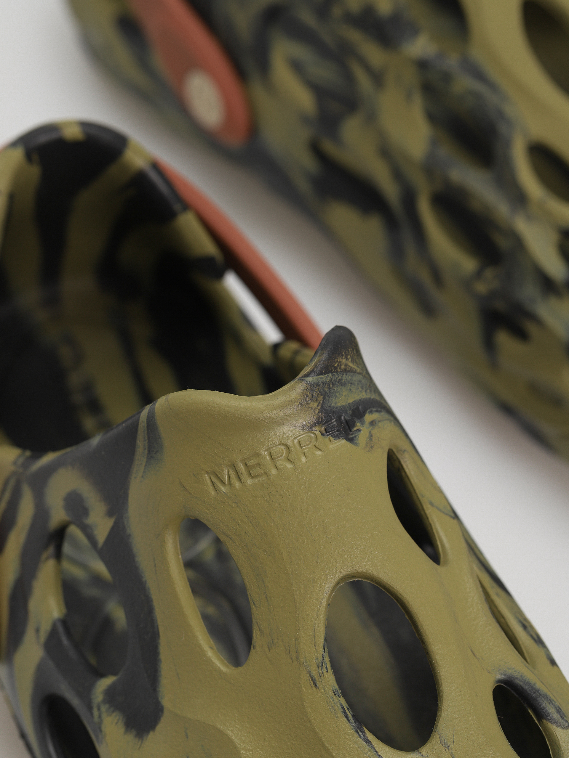 Pantofi Merrell Hydro Moc (black/mosstone)