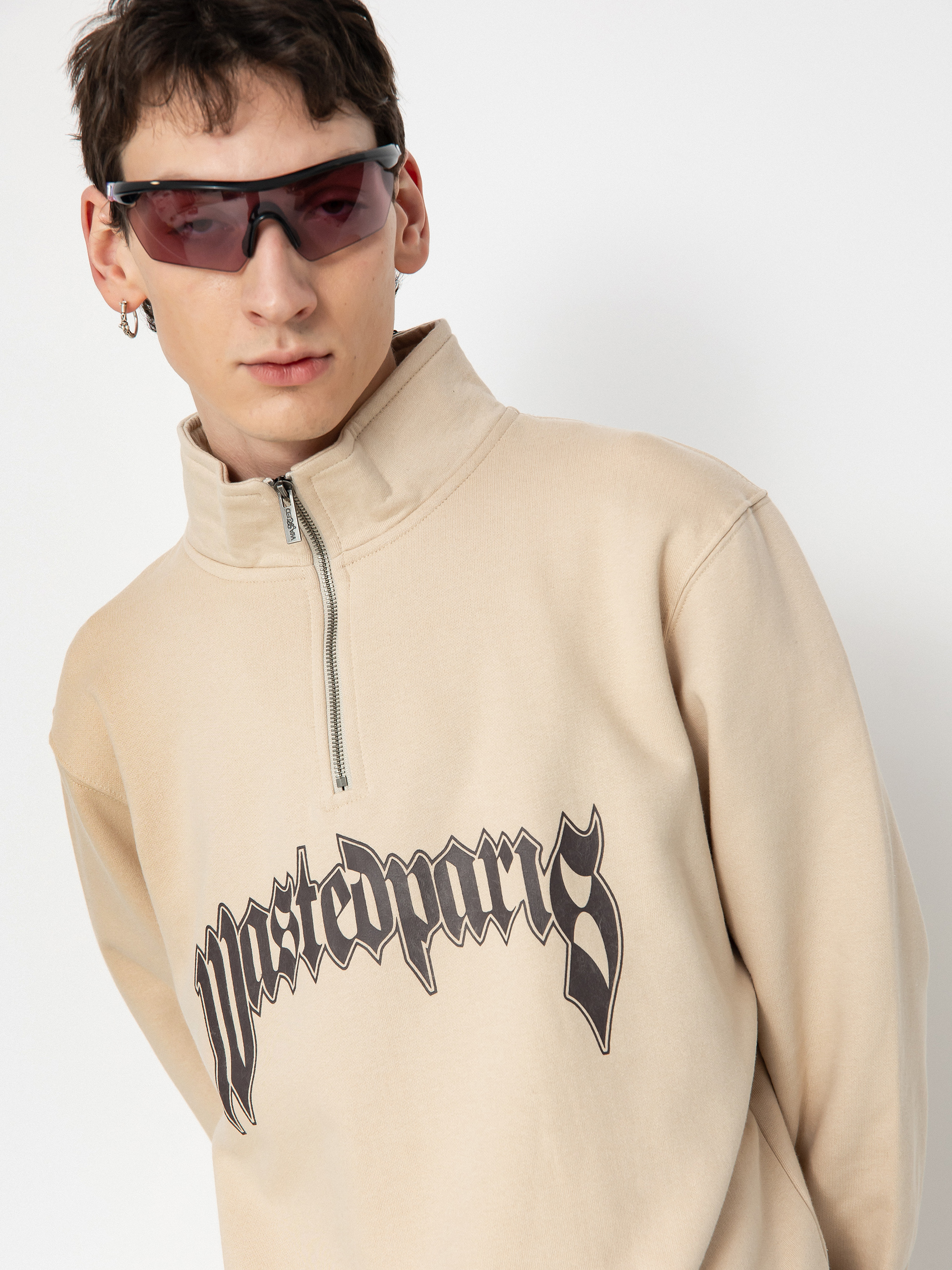 Hanorac Wasted Paris Funnel Pitcher (dune)