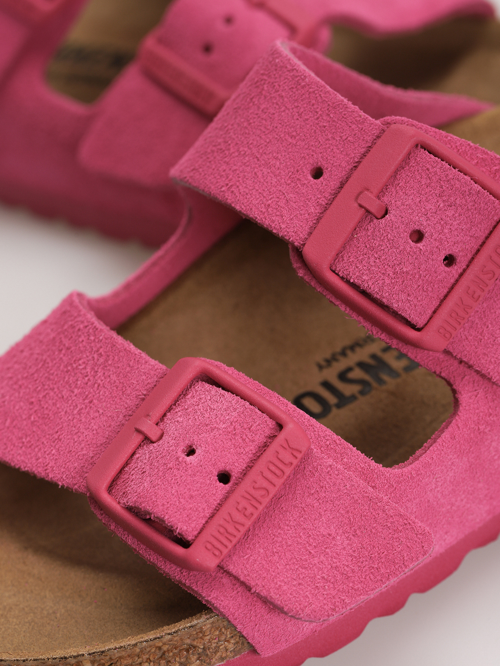 Șlapi Birkenstock Arizona Suede Leather Narrow Wmn (fuchsia tulip)