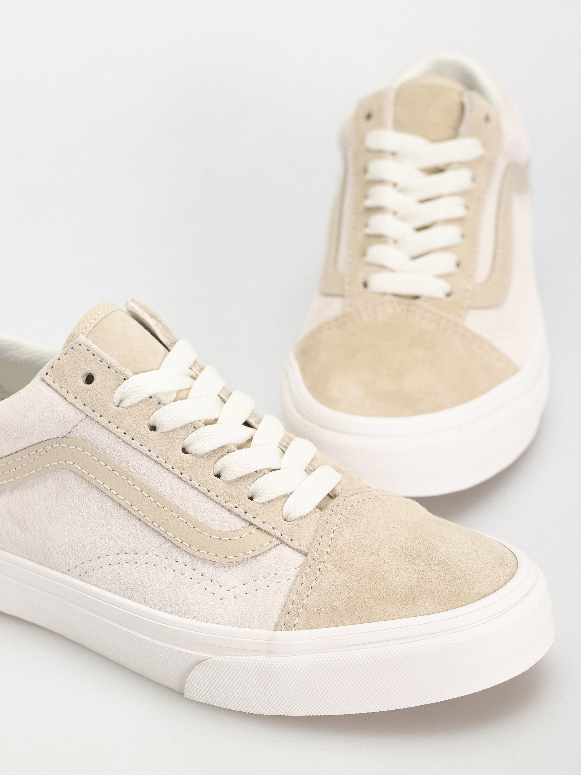 Pantofi Vans Old Skool (pig suede castle wall)