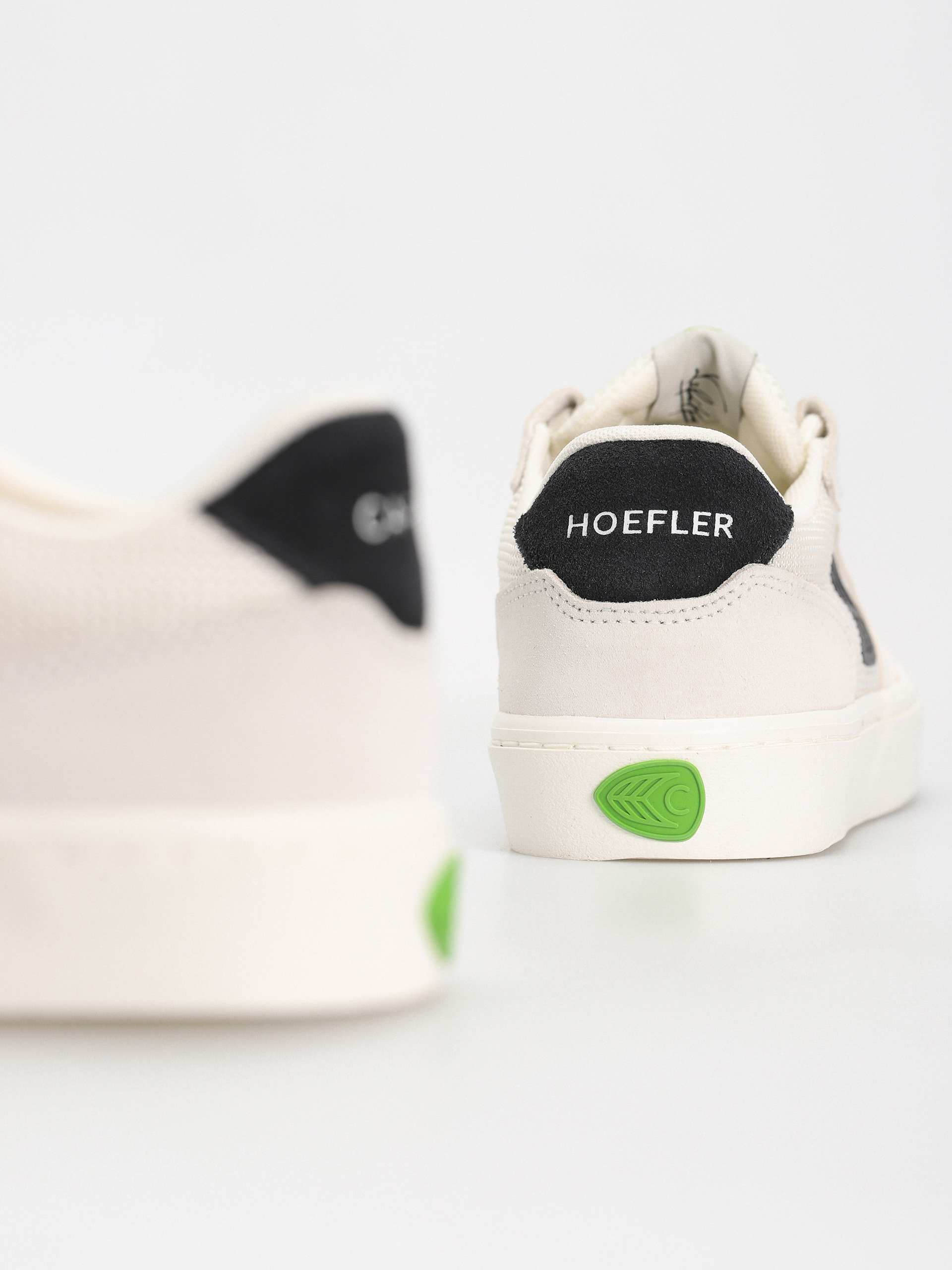 Pantofi Cariuma T20 Pro (off white vintage/black)