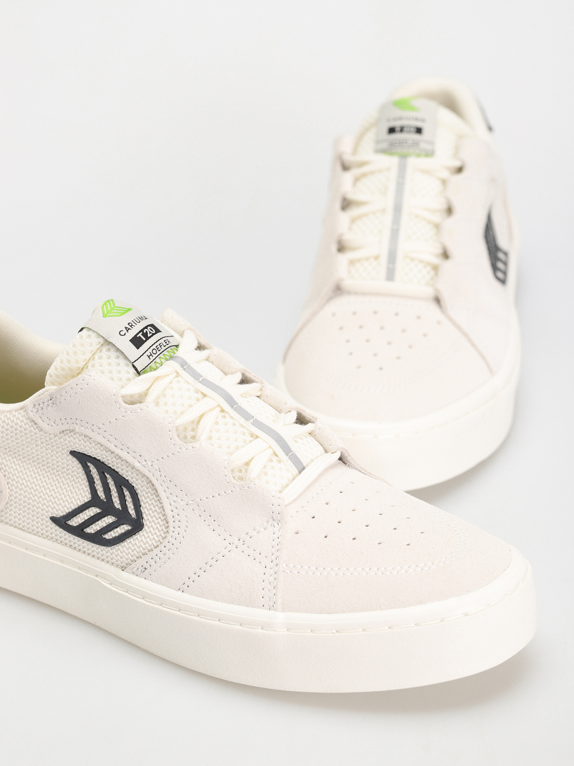 Pantofi Cariuma T20 Pro (off white vintage/black)