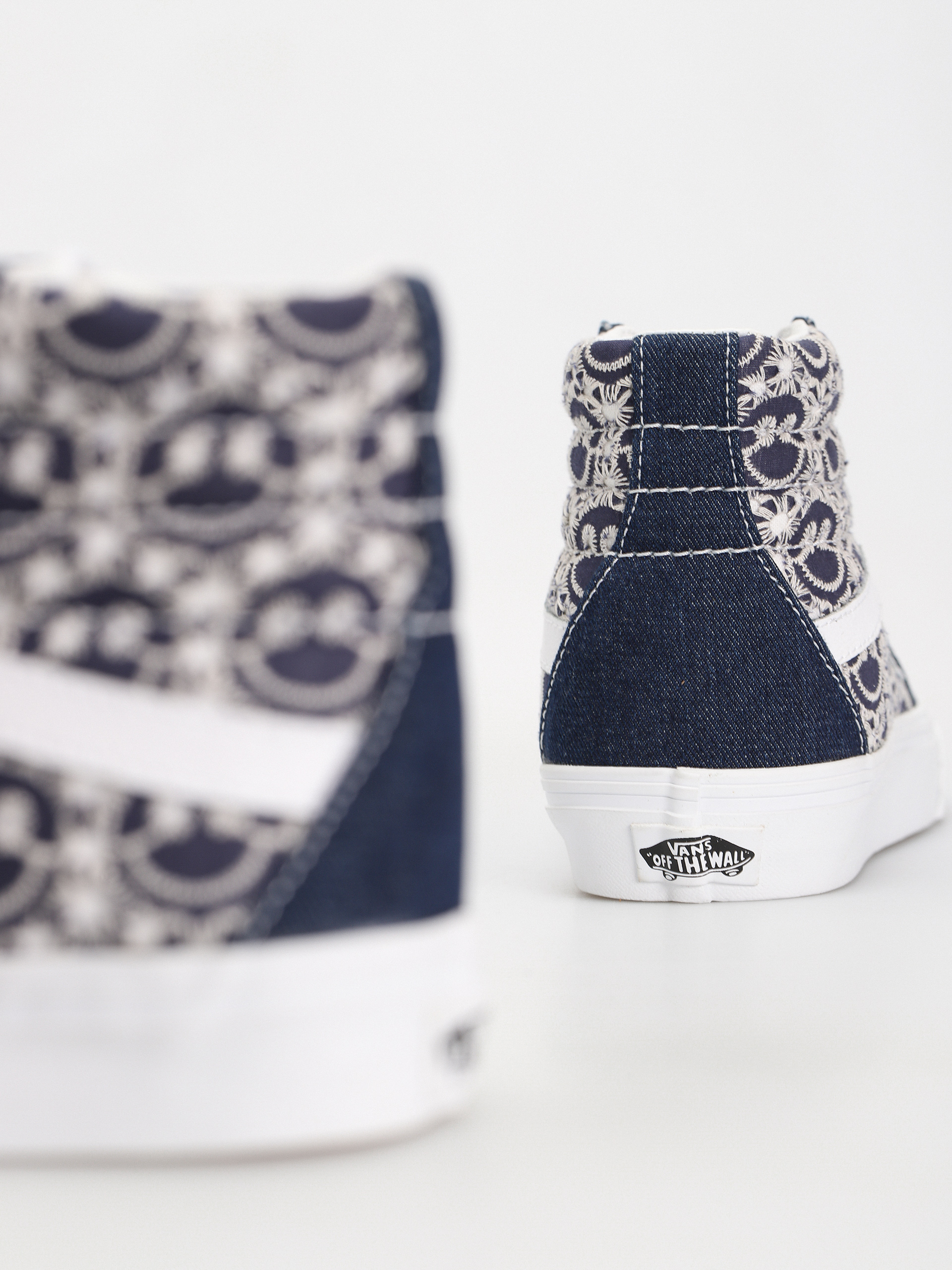 Pantofi Vans Sk8 Hi (joyful denim navy)