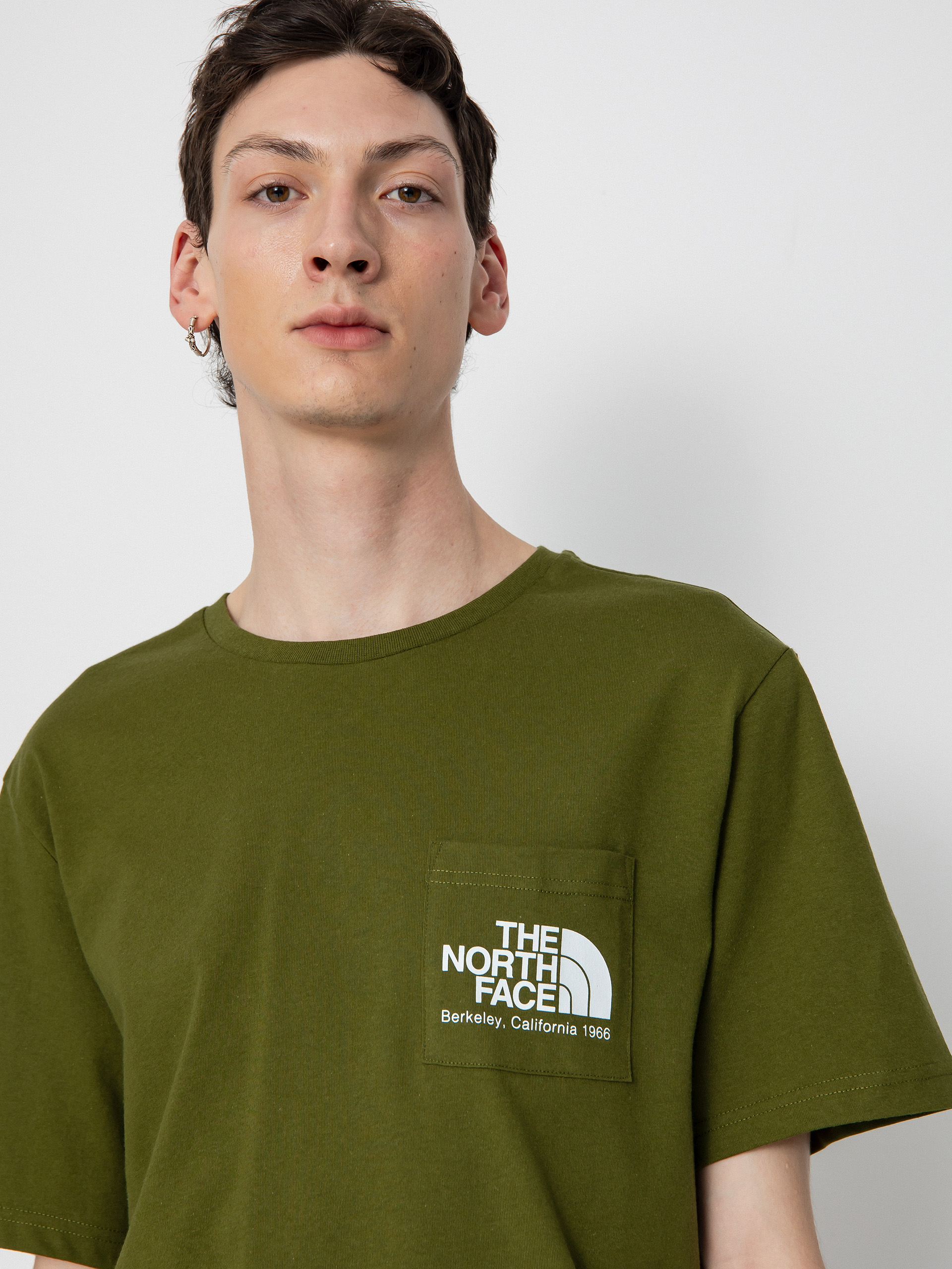 Tricou The North Face Berkeley California Pocket (forest olive)