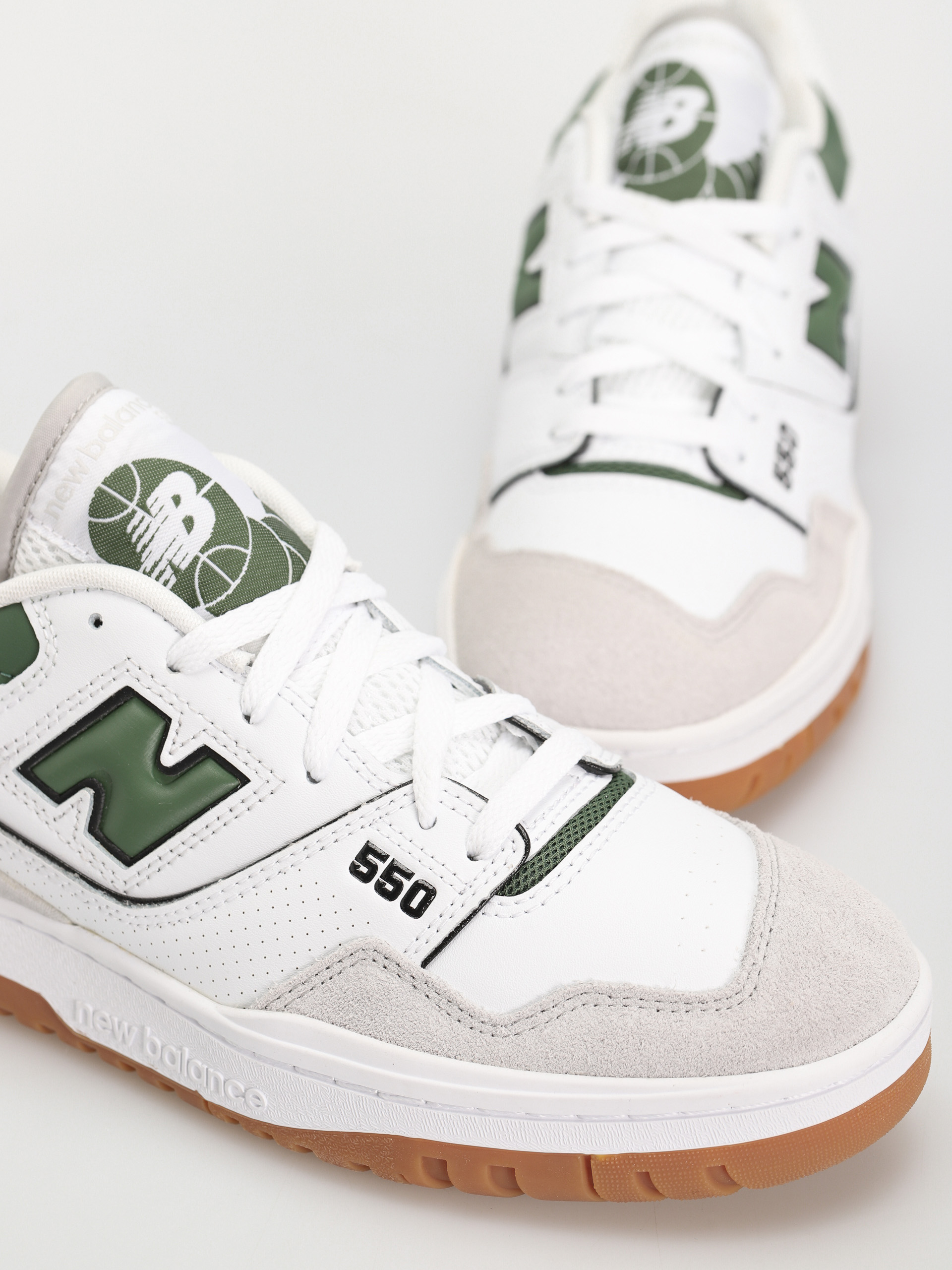 Pantofi New Balance 550 (white green gum)