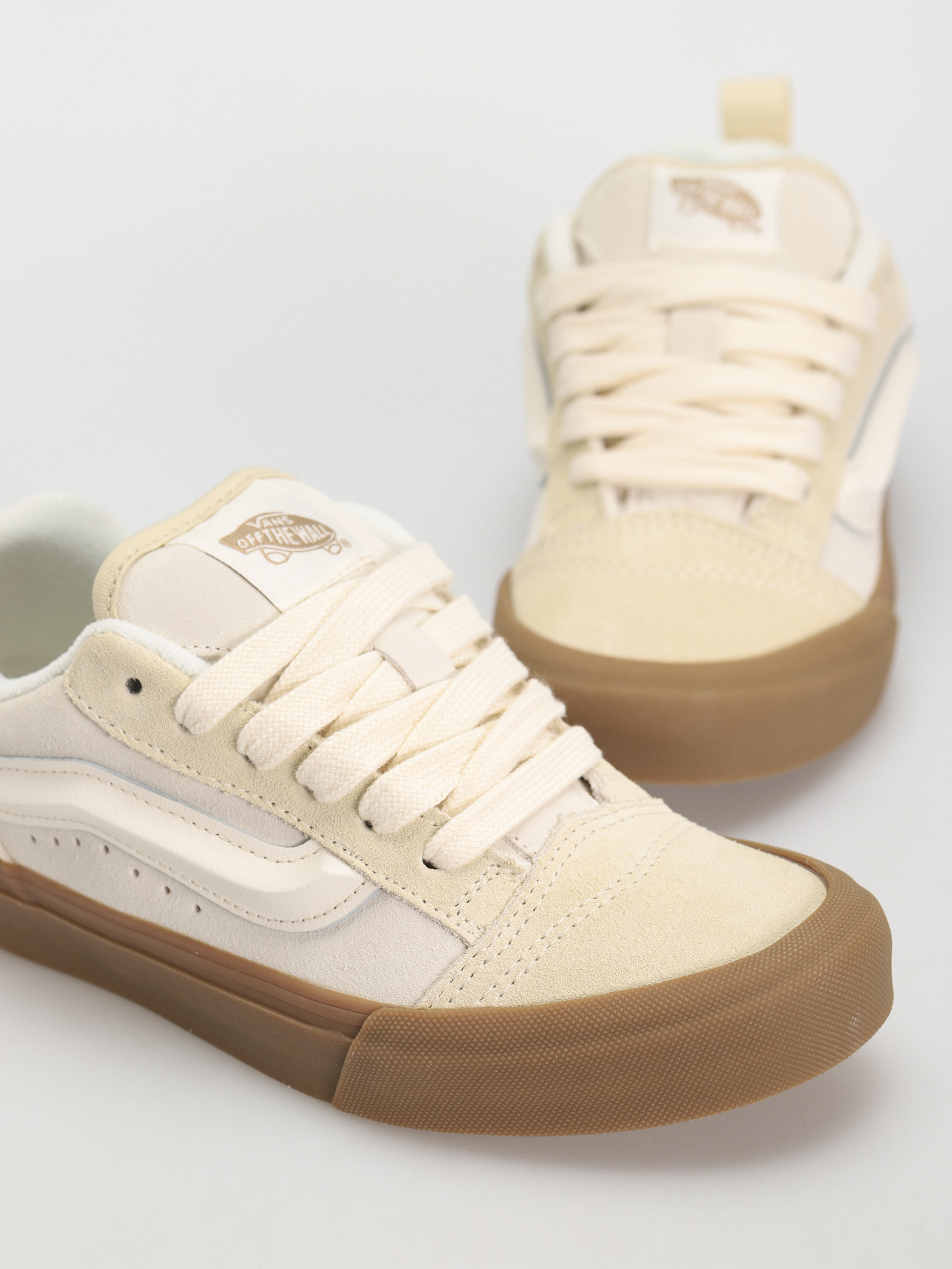 Pantofi Vans Knu Skool (marshmallow/light gum)