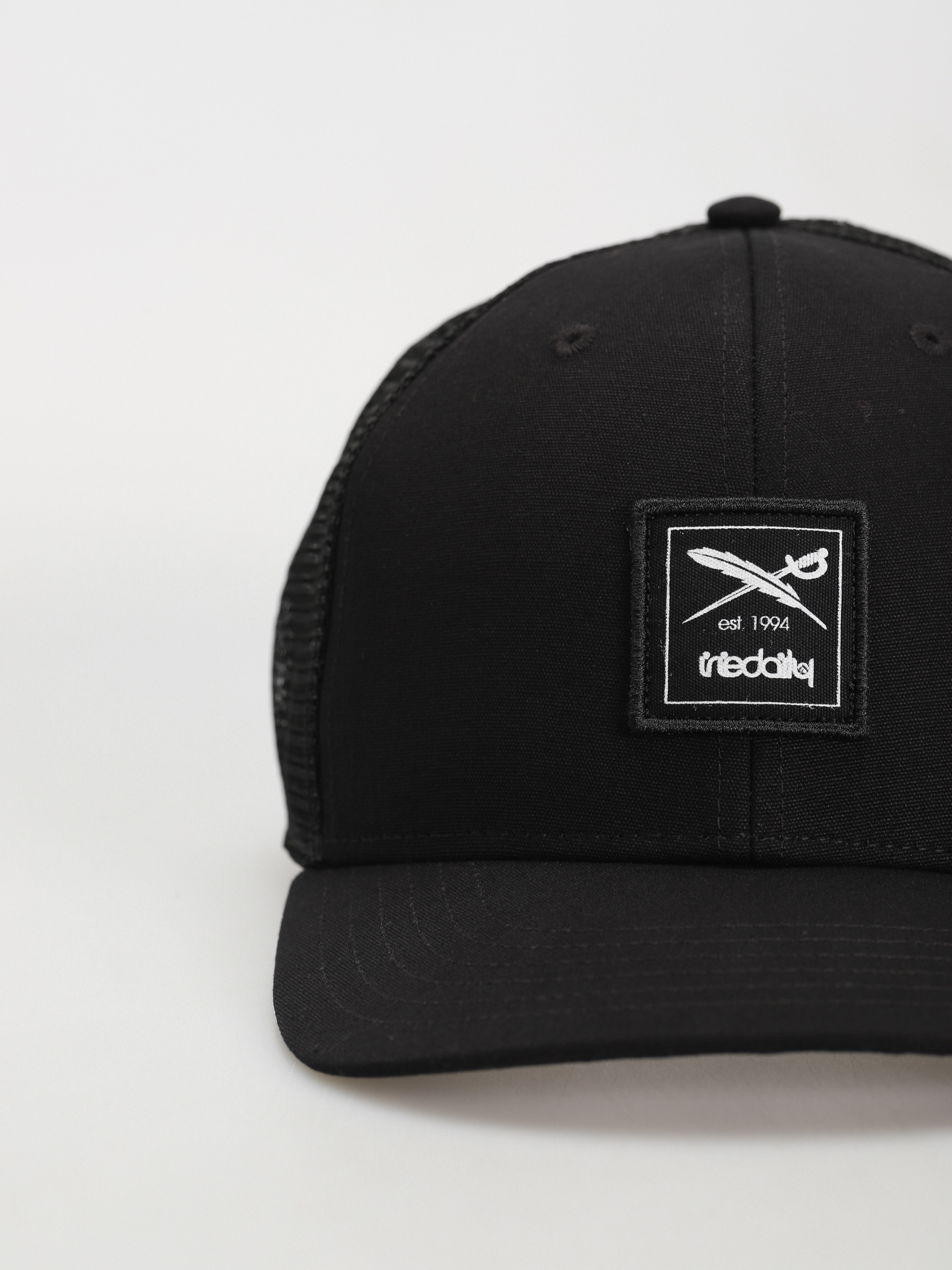 Șapcă Iriedaily Daily Flag Meshcap (uni black)
