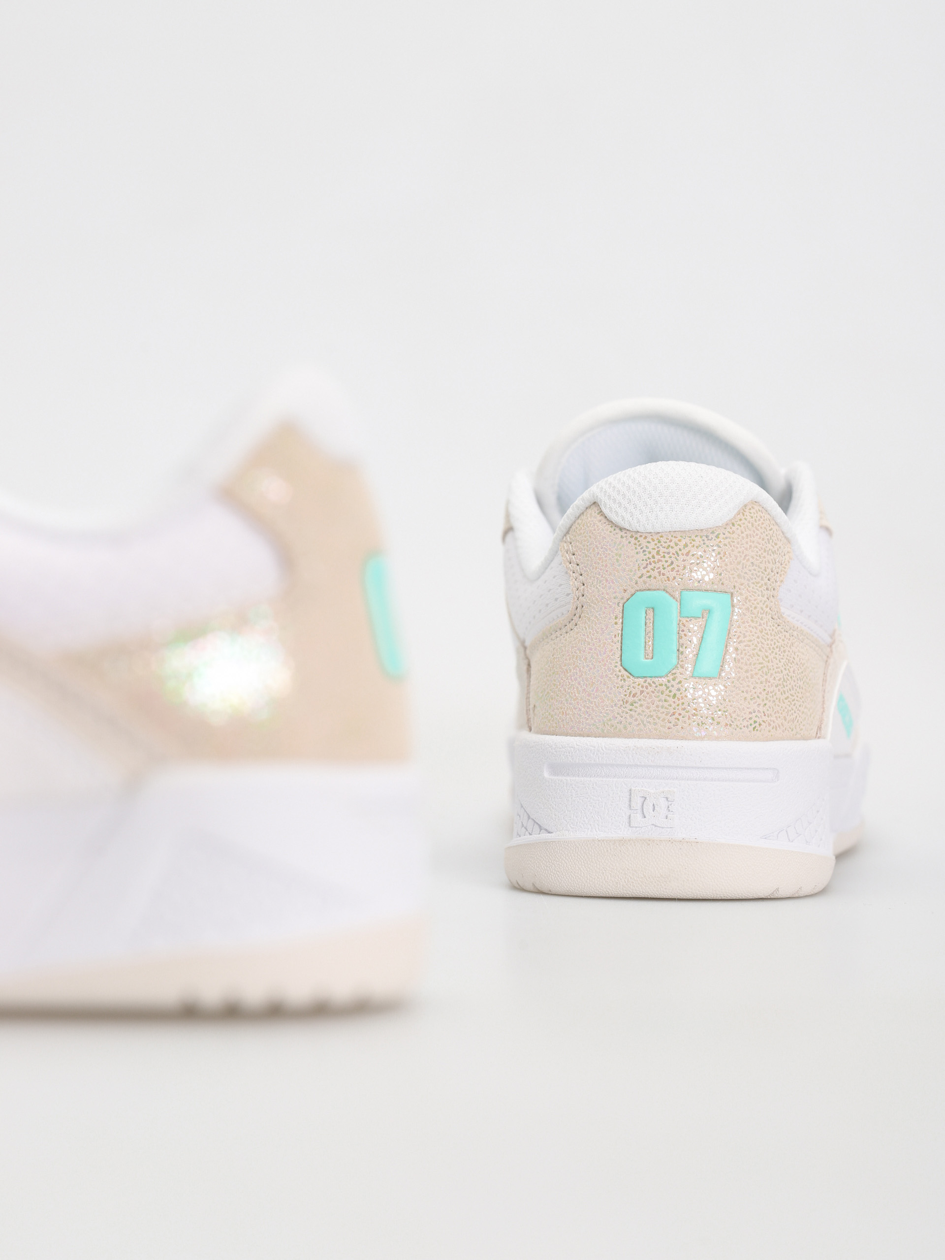 Pantofi DC Construct Wmn (white/white/monogram)