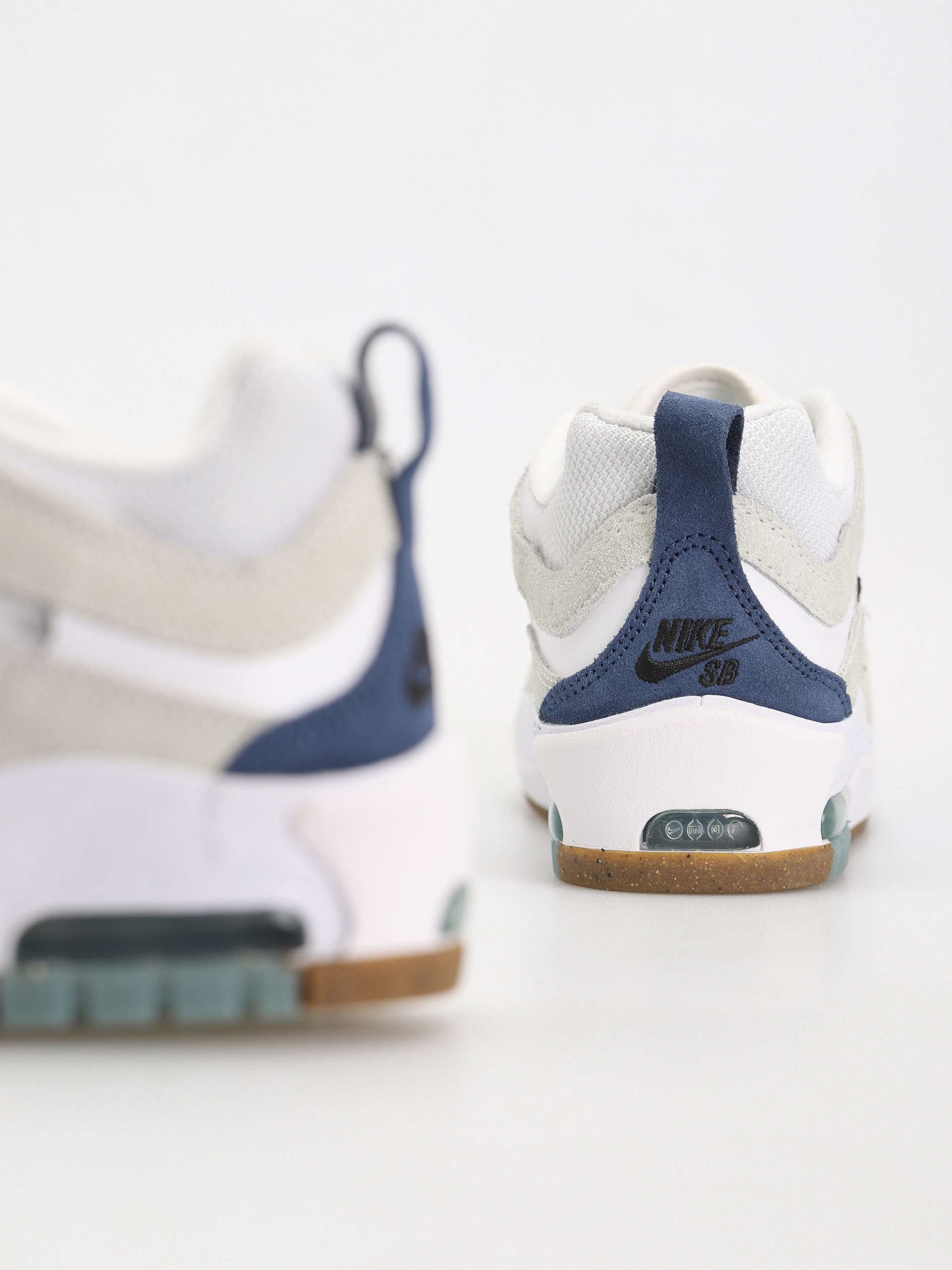 Pantofi Nike SB Ishod 2 (white/navy summit white black)