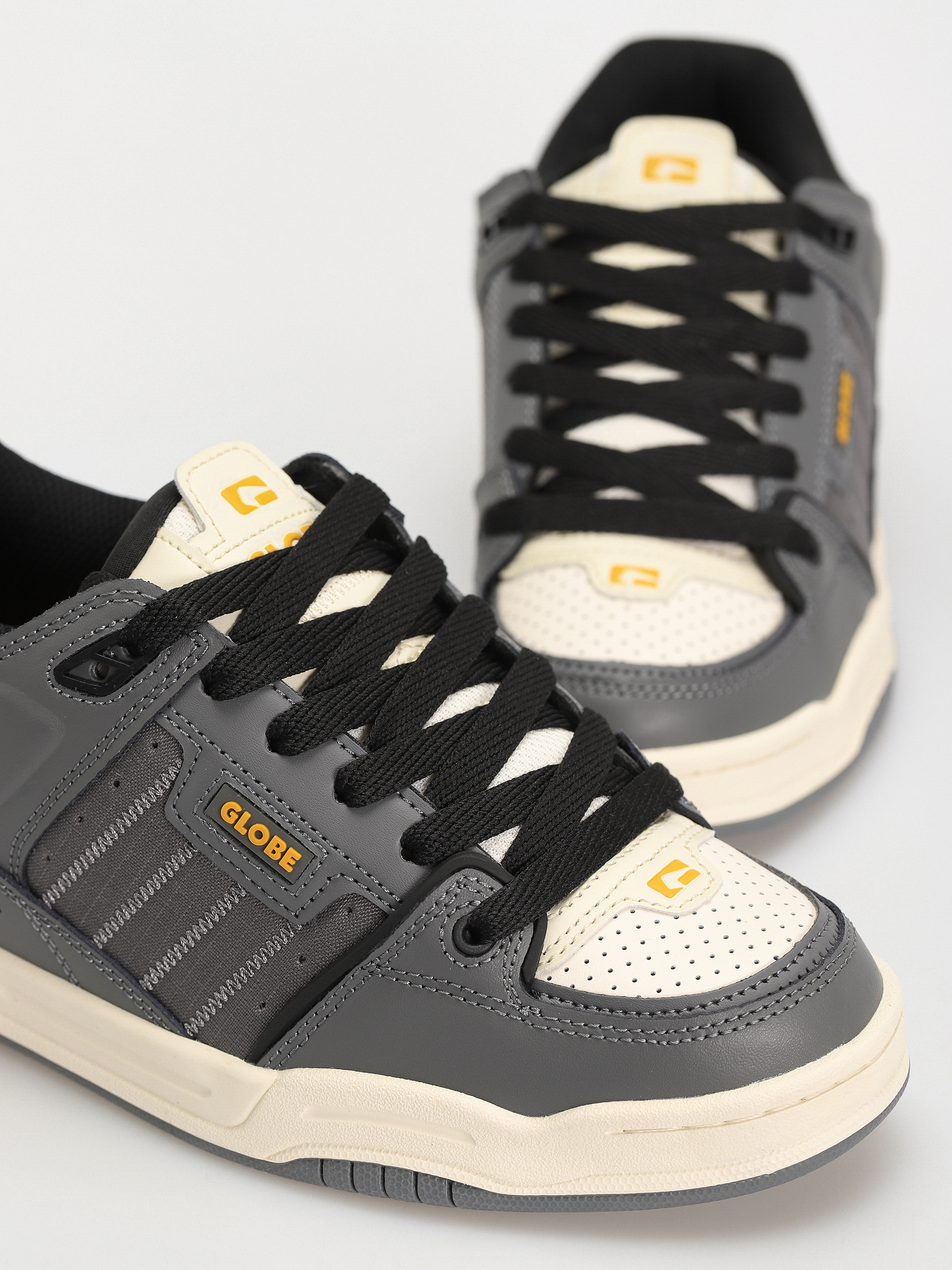 Pantofi Globe Fusion (lead/antique)