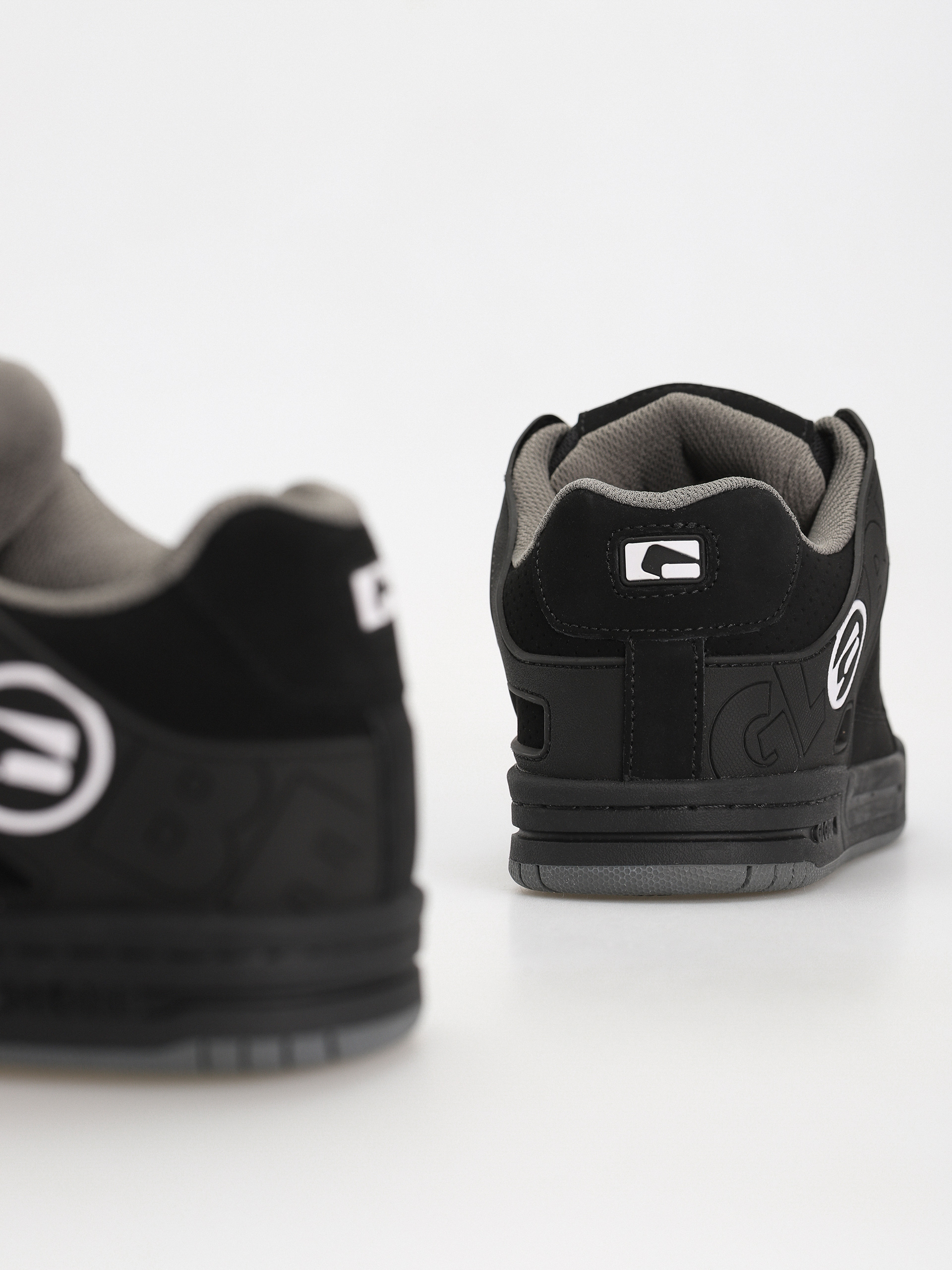 Pantofi Globe Tilt (black/black tpr)