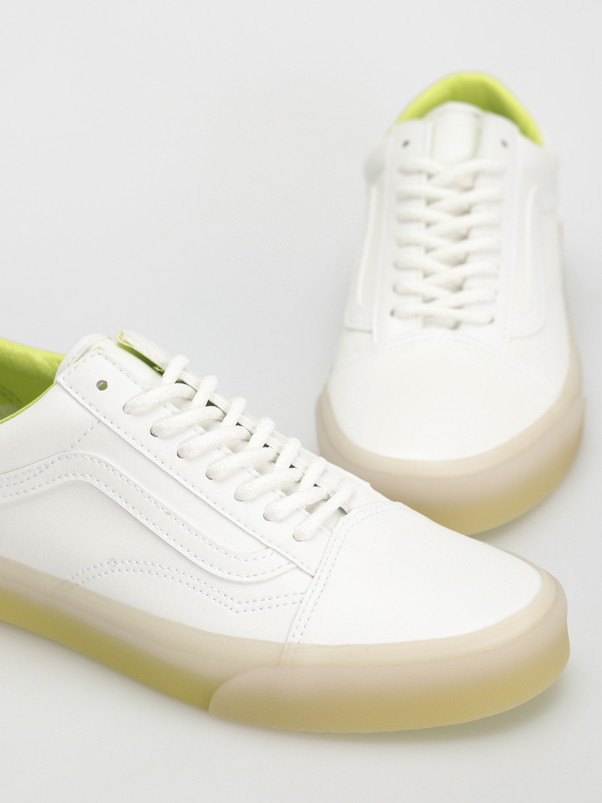 Pantofi Vans Old Skool (glow to the flo' white)