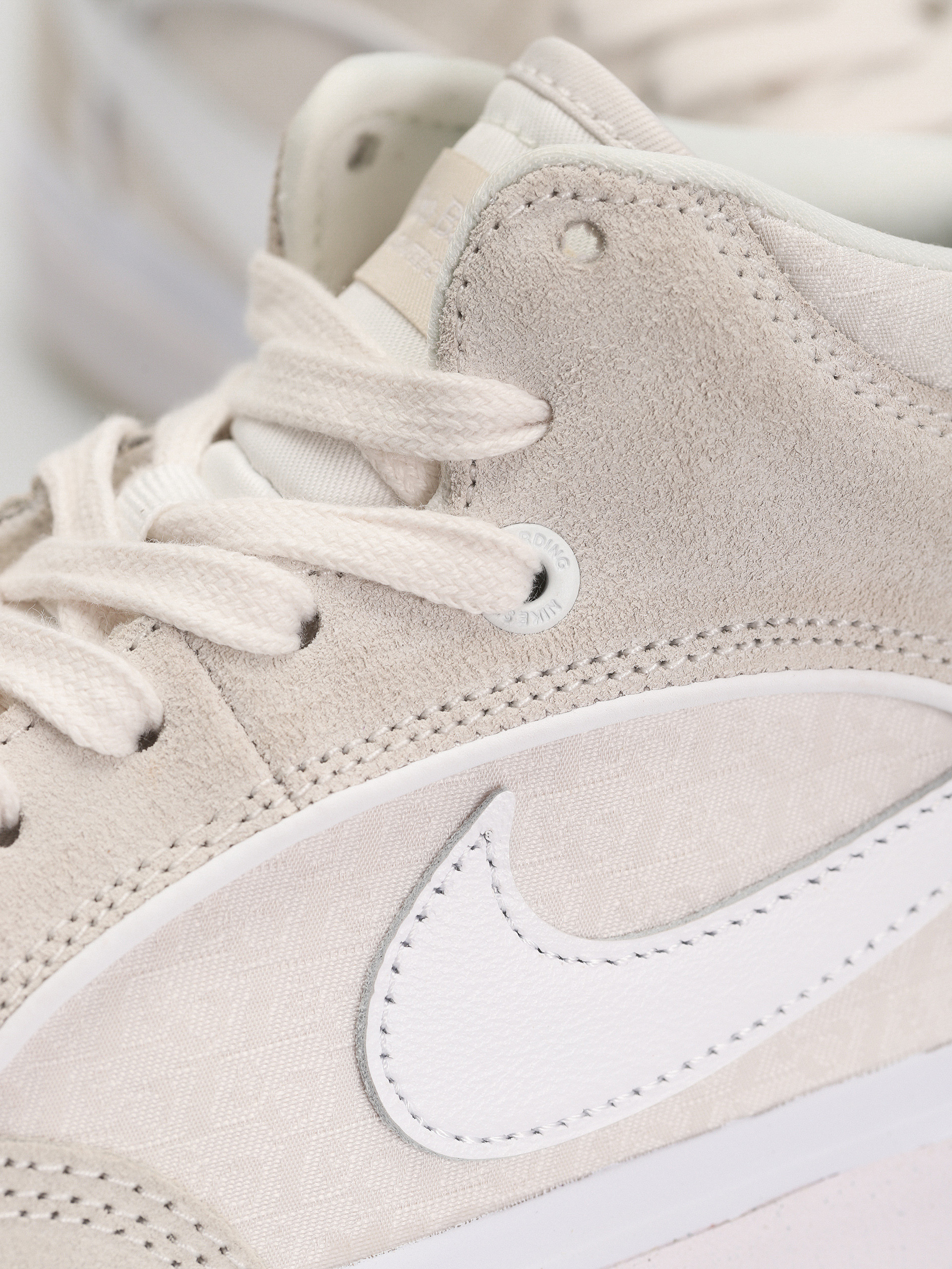 Pantofi Nike SB React Leo (phantom/white summit white phantom)