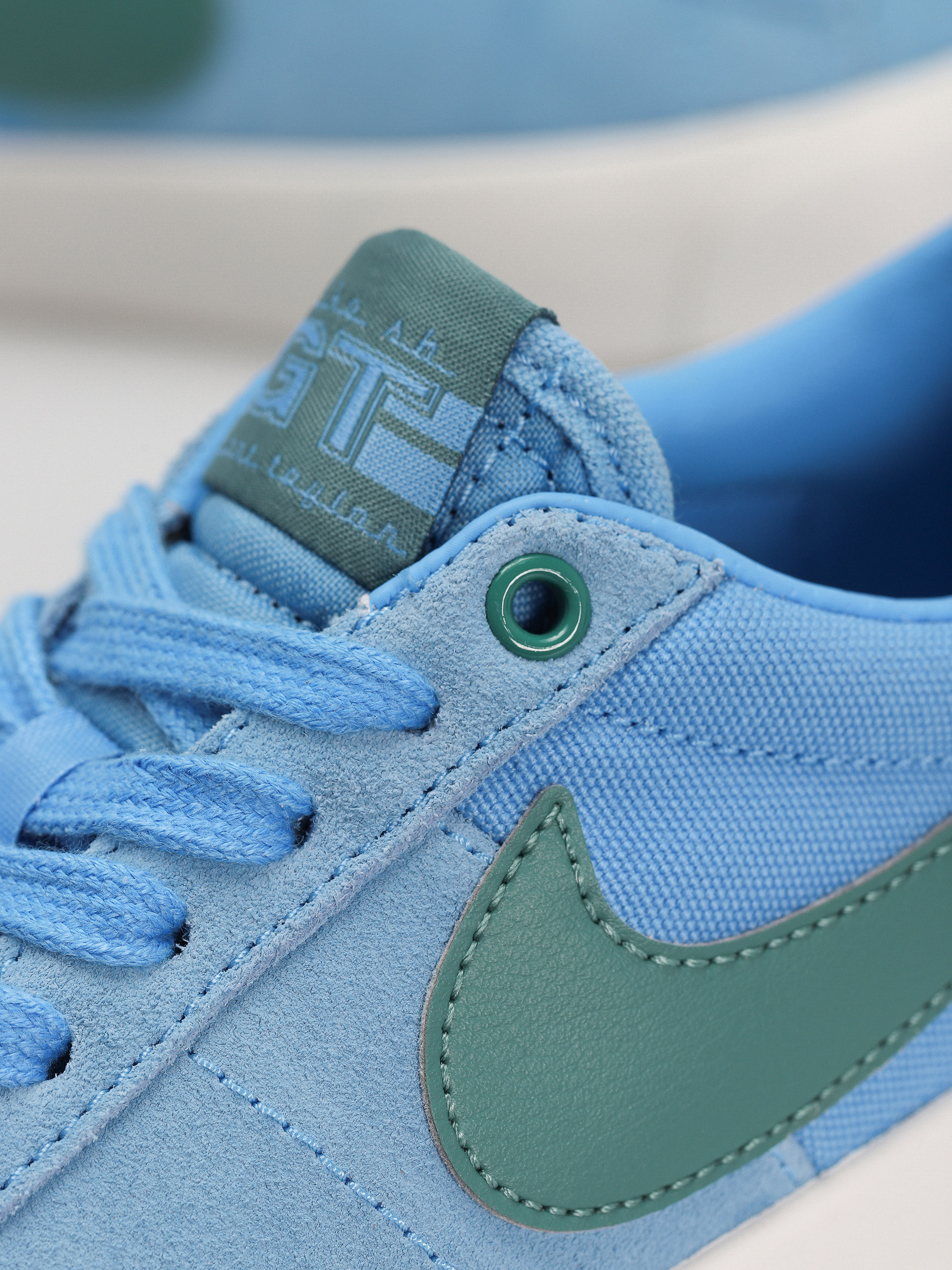 Pantofi Nike SB Zoom Blazer Low Pro Gt (university blue/bicoastal)