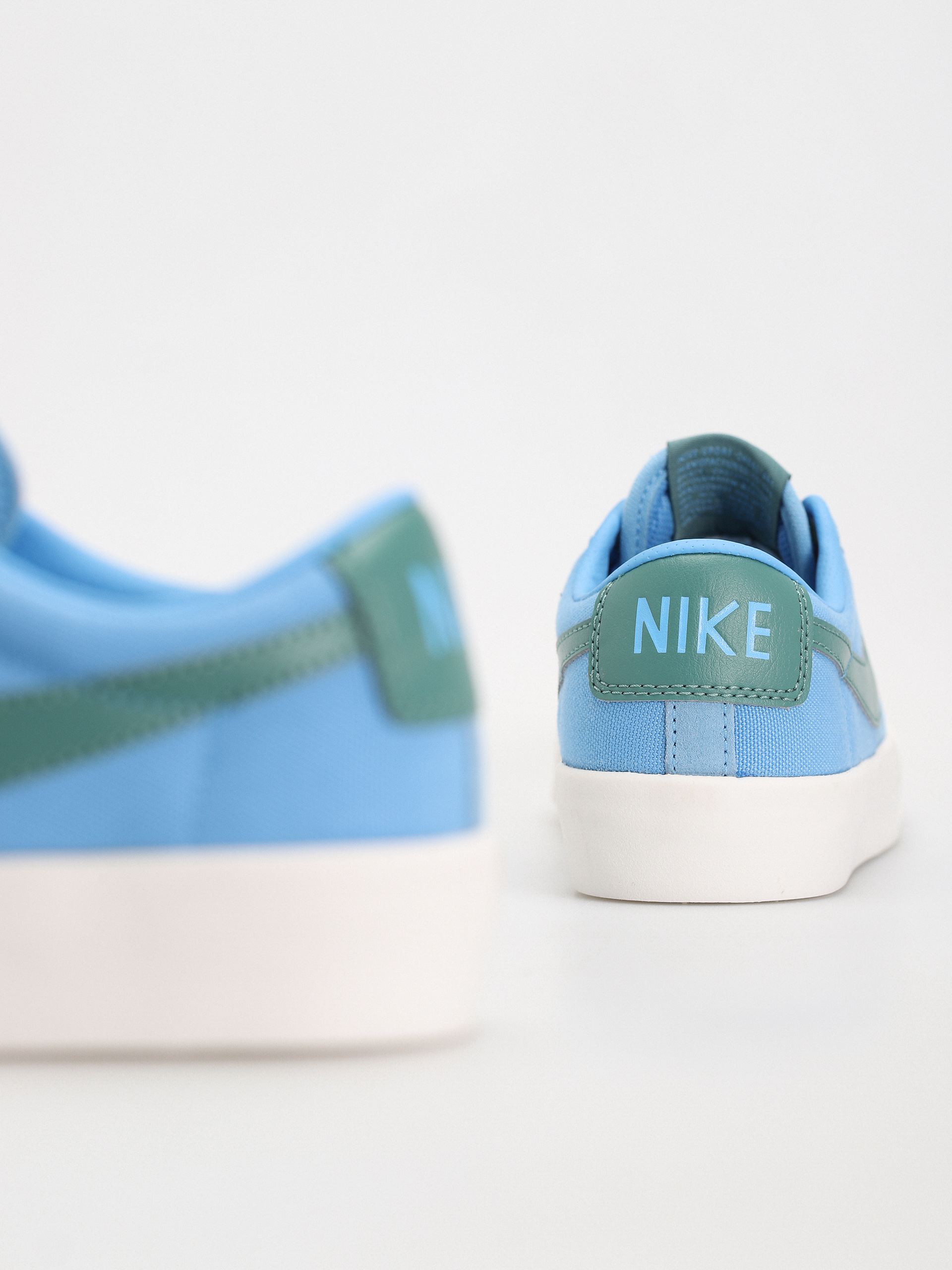 Pantofi Nike SB Zoom Blazer Low Pro Gt (university blue/bicoastal)