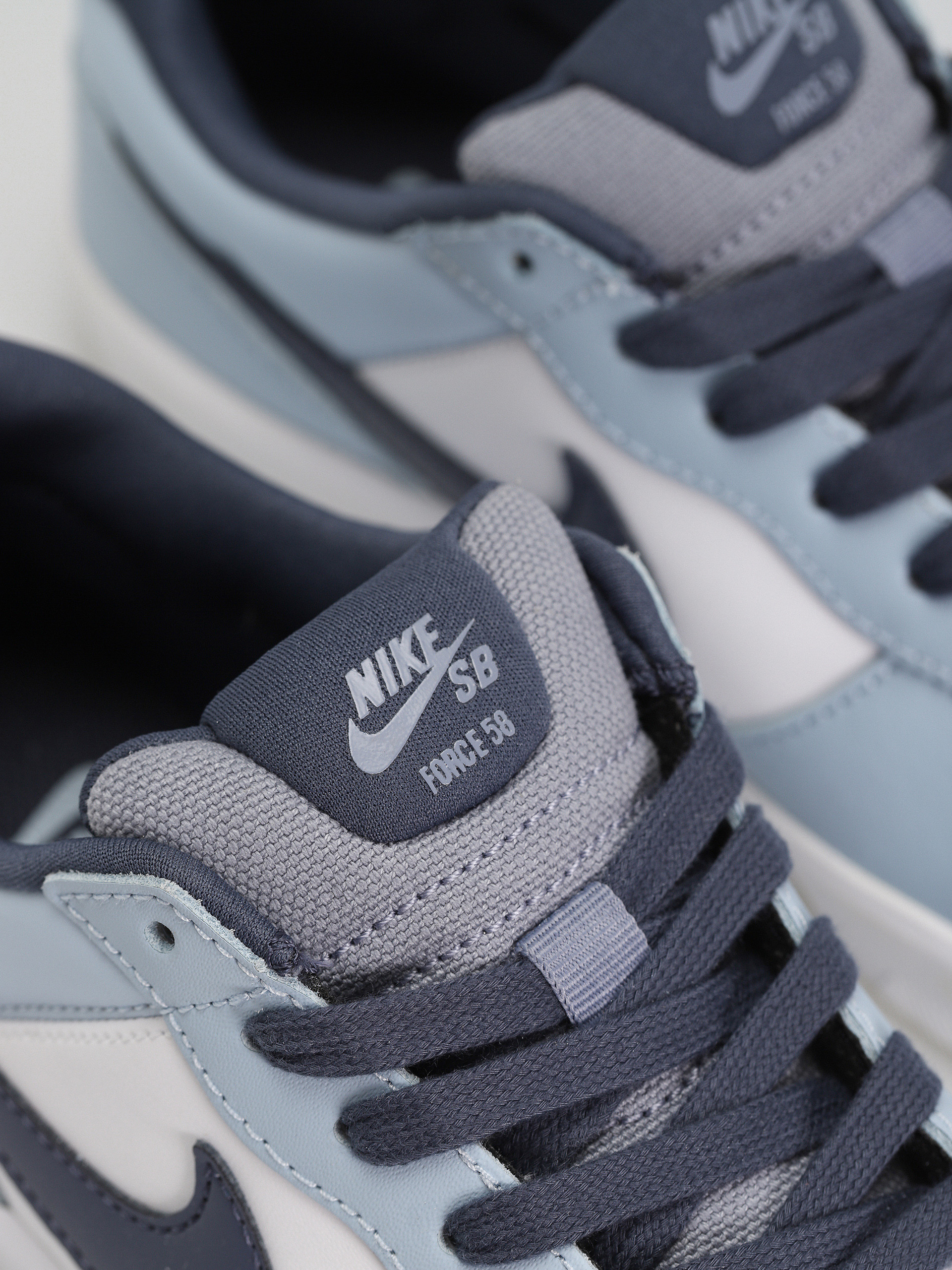 Pantofi Nike SB Force 58 Prm L (white/thunder blue white ashen slate)