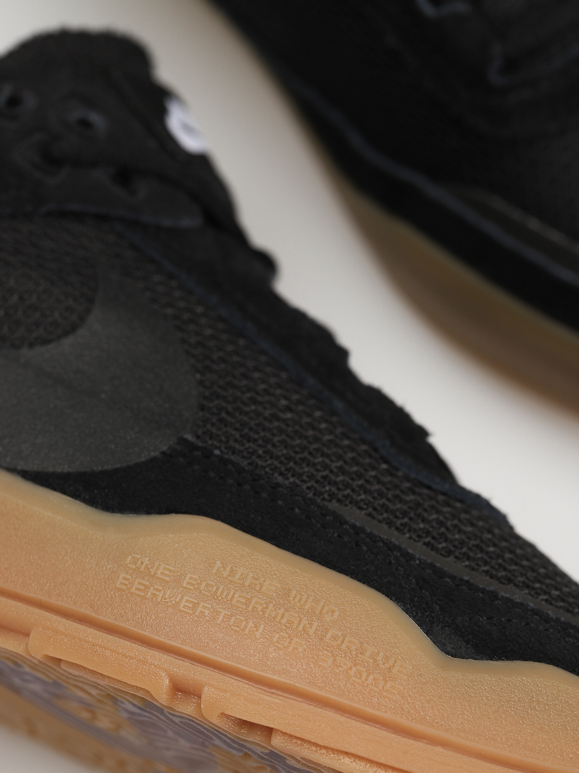 Pantofi Nike SB Day One JR (black/black gum light brown white)