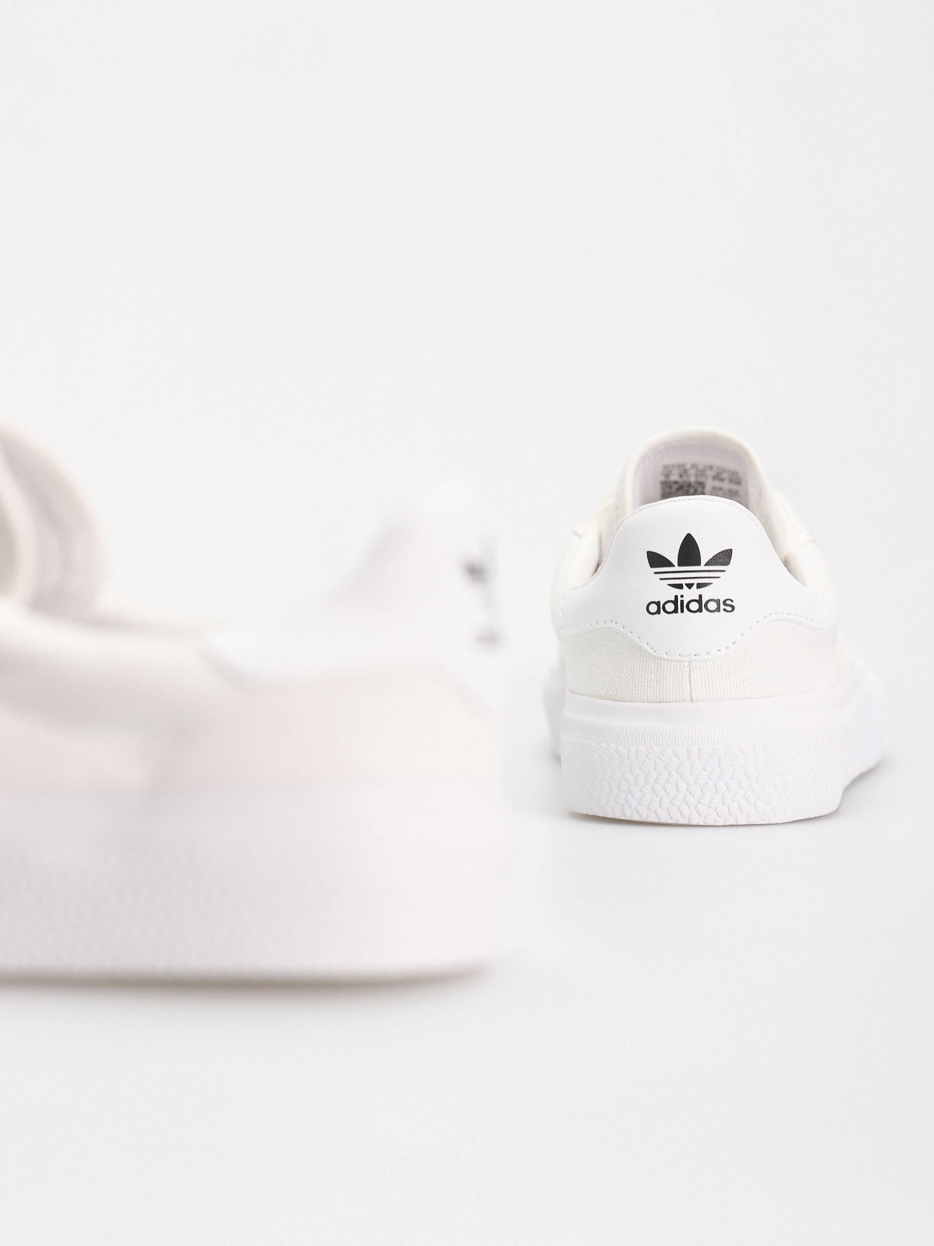Pantofi adidas 3Mc (ftwwht/ftwwht/goldmt)