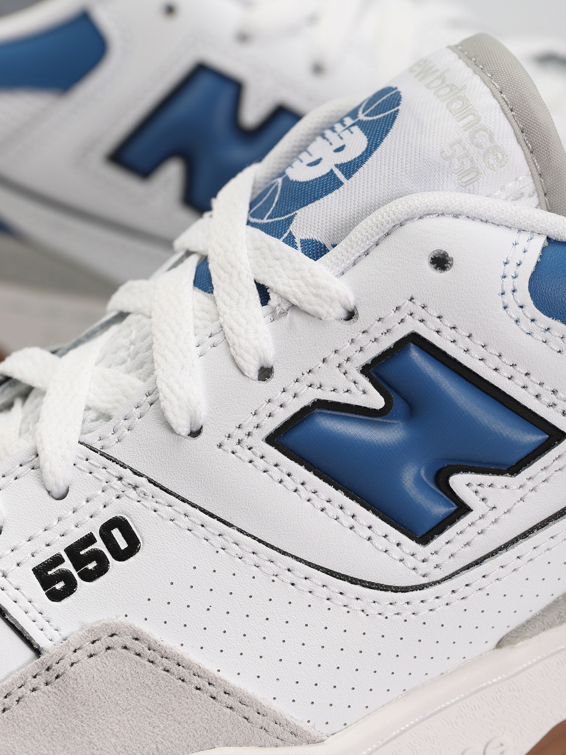 Pantofi New Balance 550 (white blue gum)