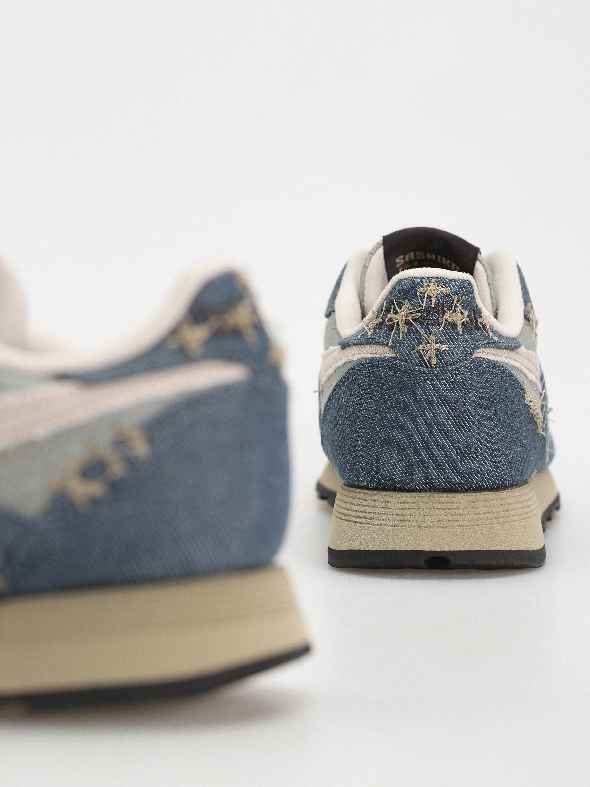 Pantofi Reebok Classic Leather (hoopsblue/astralgry/nightblk)