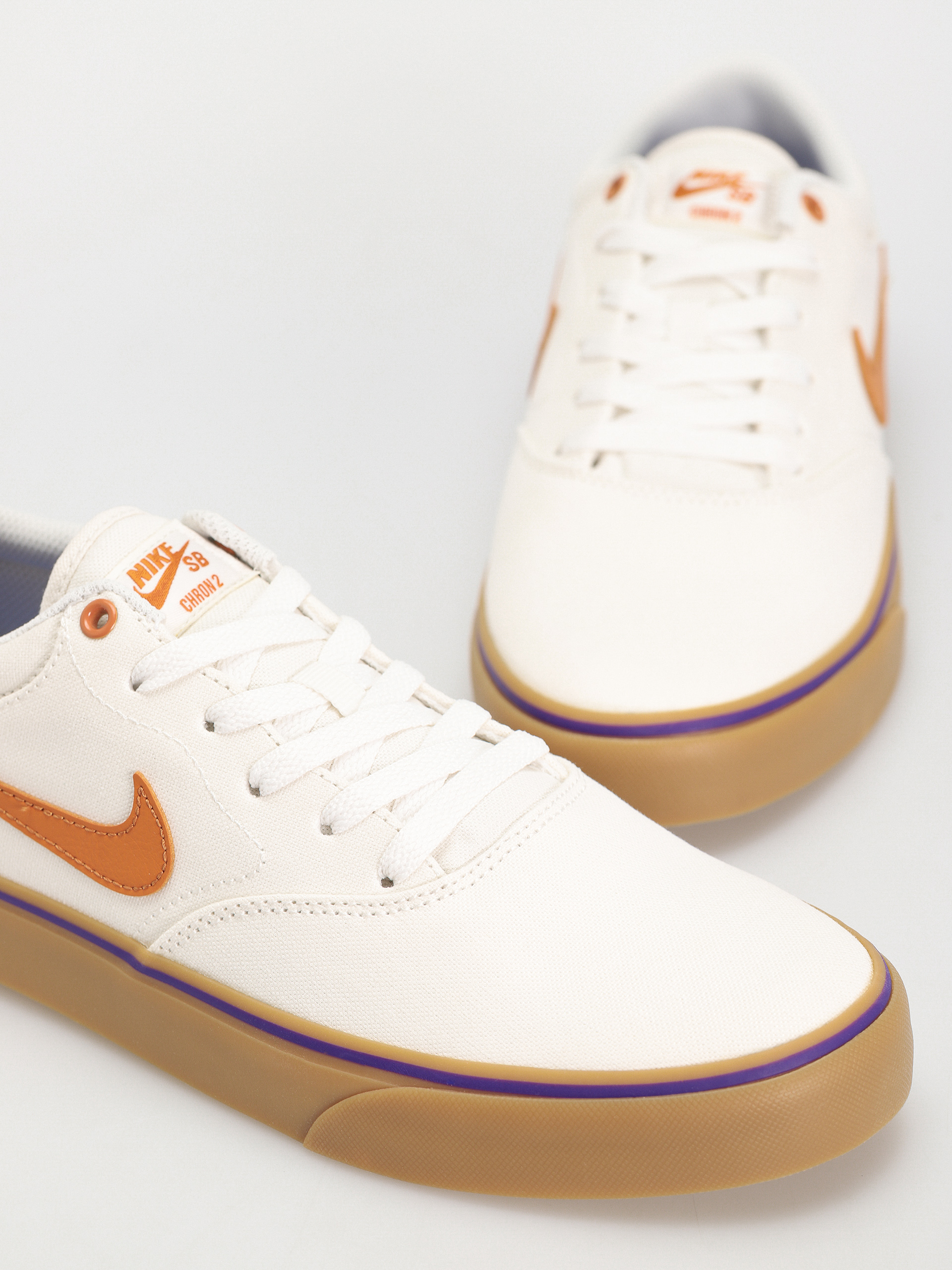 Pantofi Nike SB Chron 2 Canvas (summit white/monarch summit white)