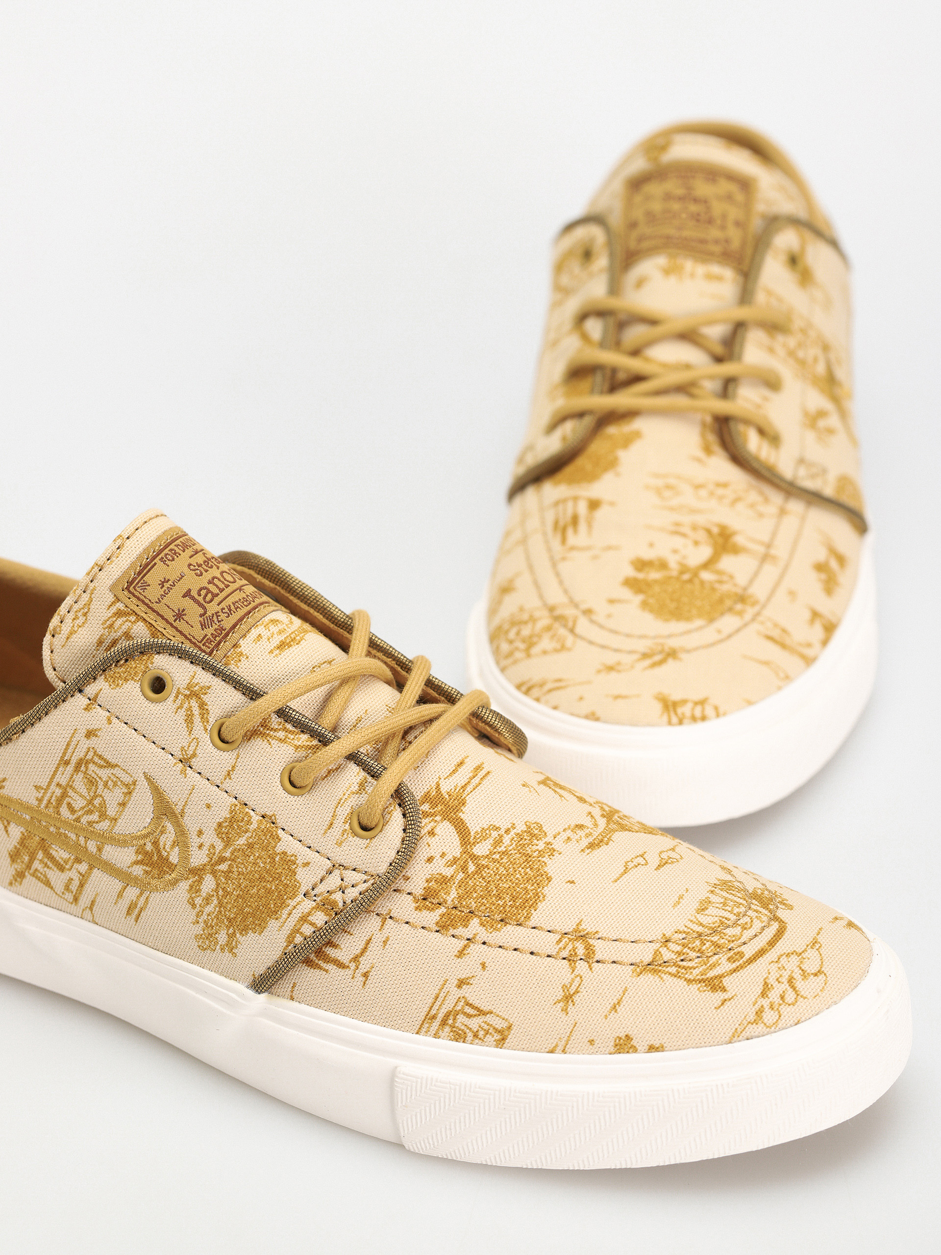 Pantofi Nike SB Zoom Janoski Og+ Premium (sesame/flt gold bronzine sail)
