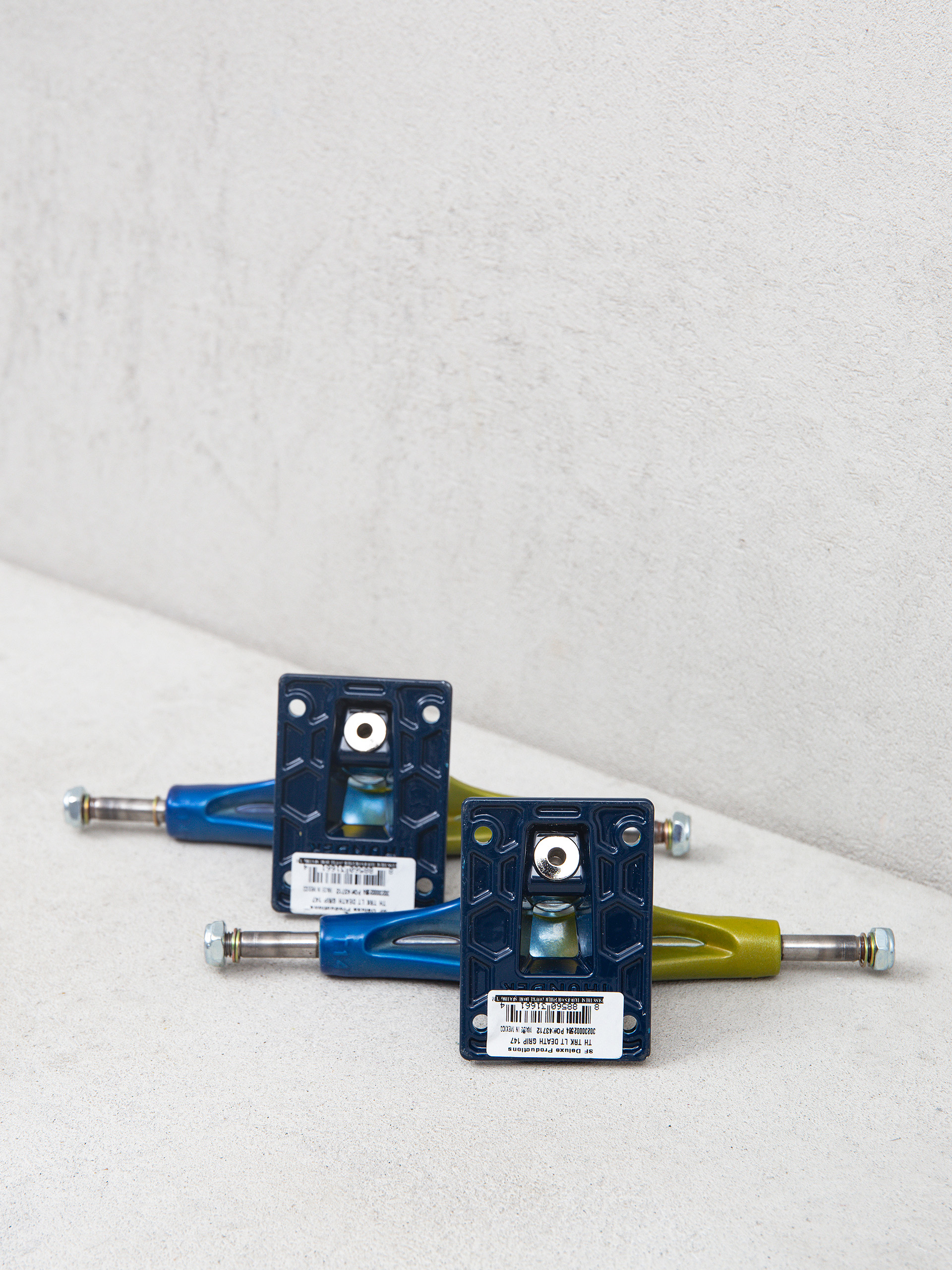 Axe Thunder Death Grip Lights (navy/gold)