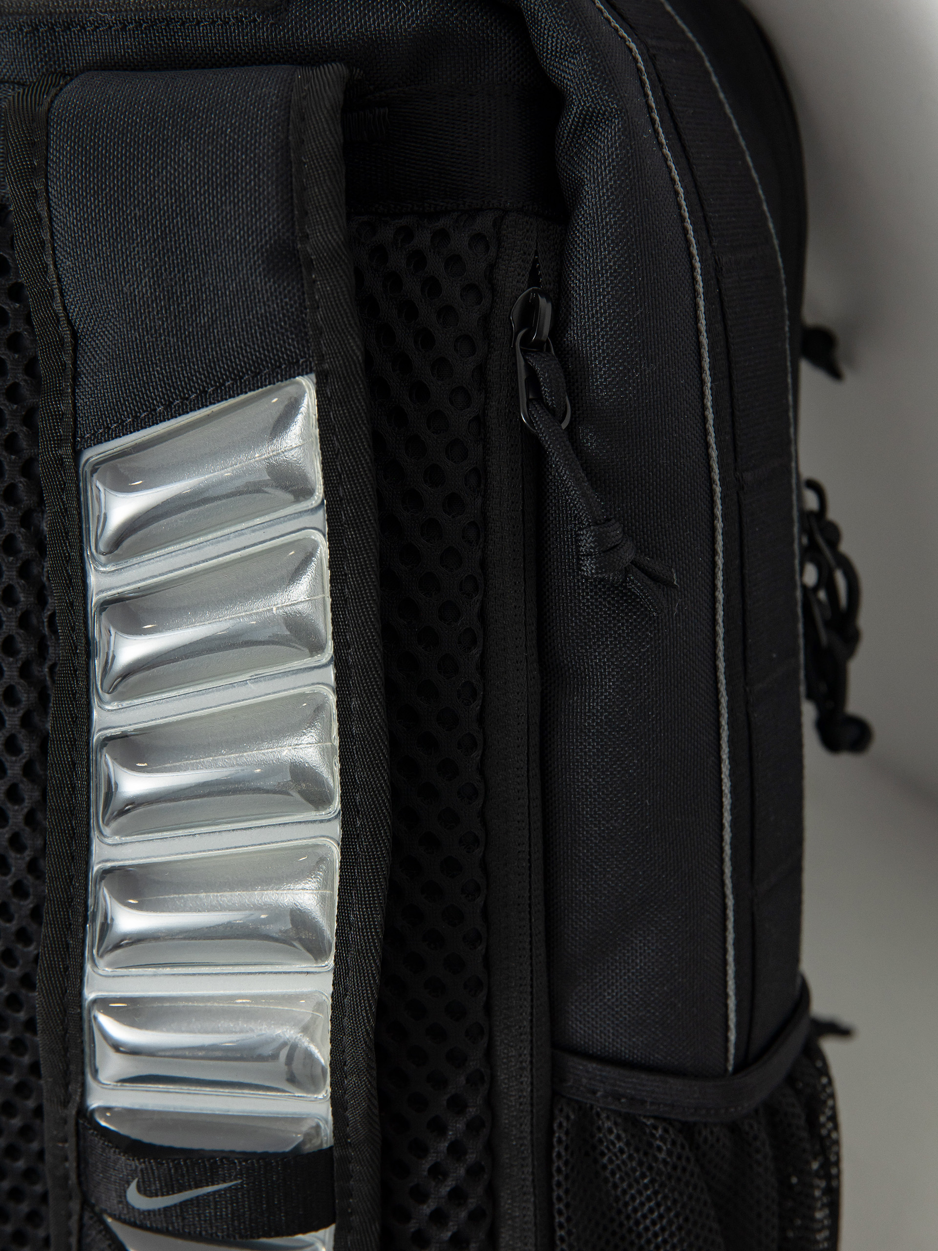 Rucsac Nike SB Utility Speed (black/black/enigma stone)