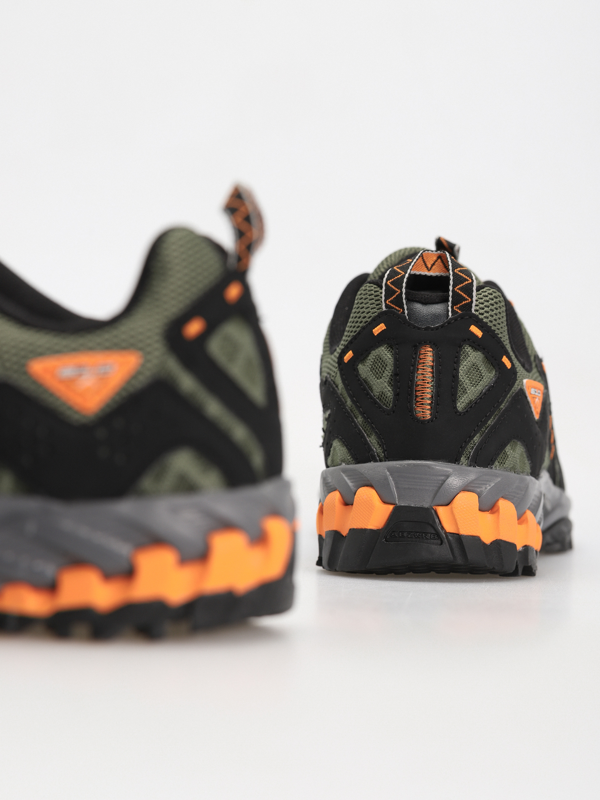 Pantofi New Balance 610 (dark olivine)