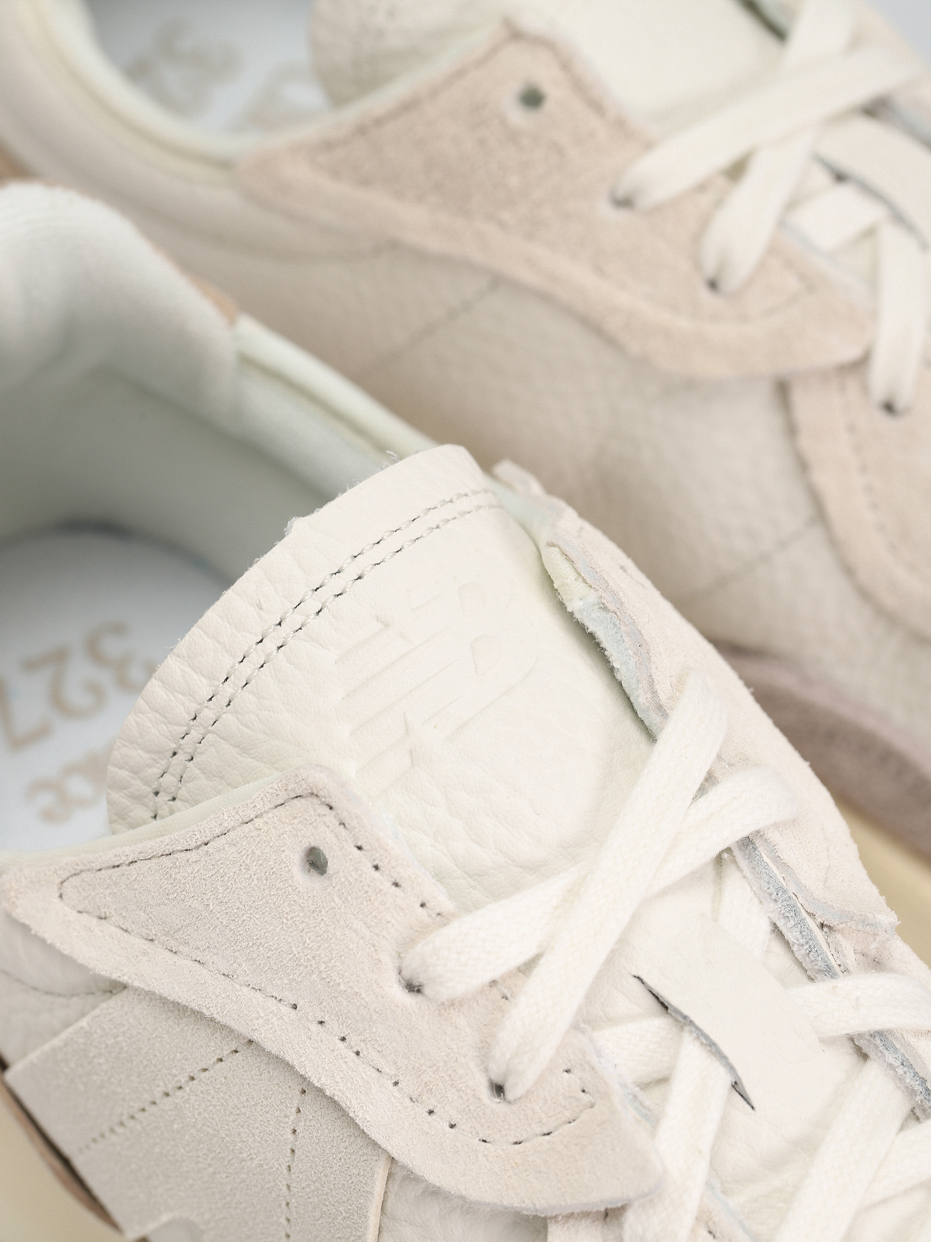 Pantofi New Balance 327 (sea salt brown)