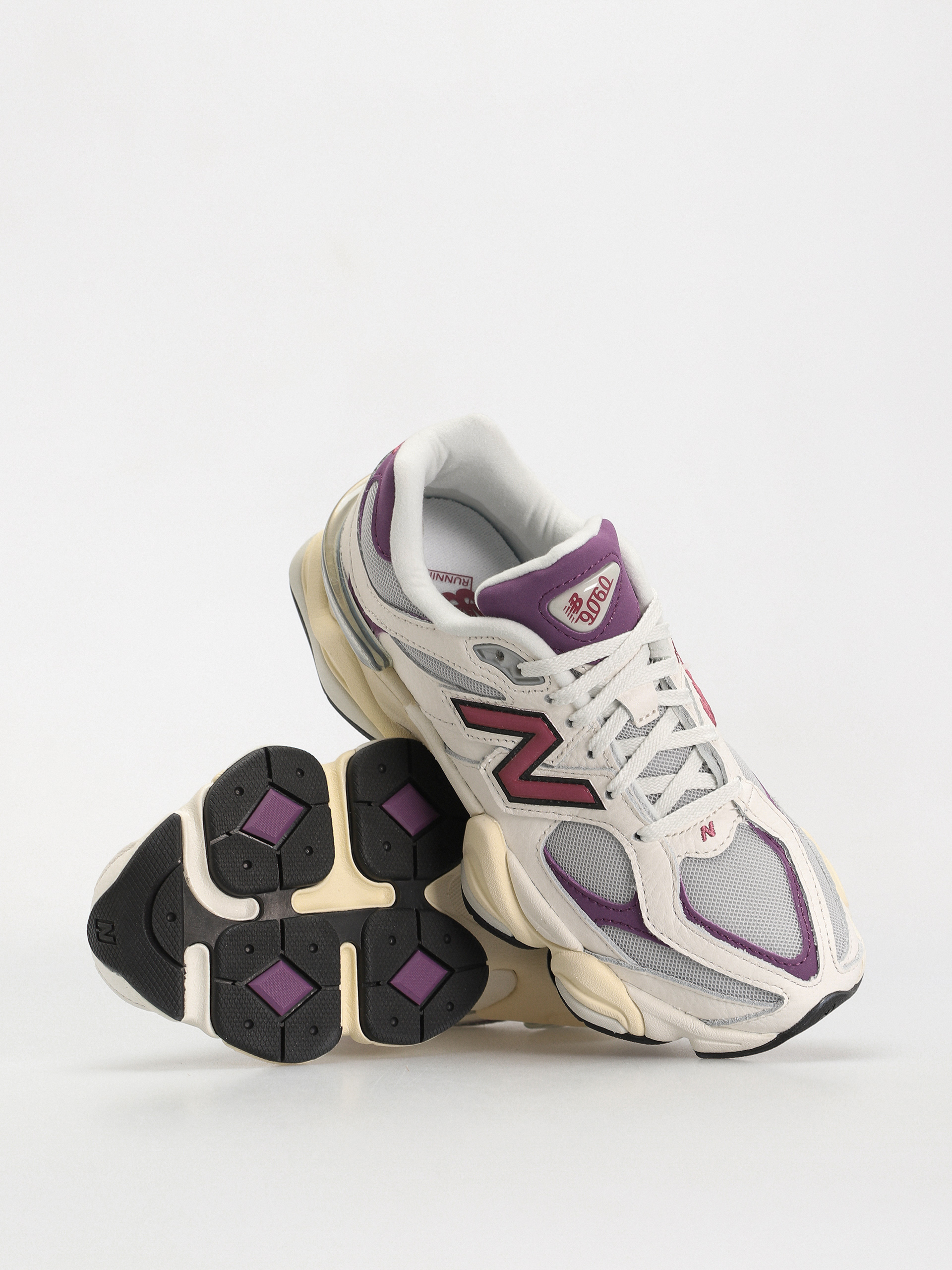 Pantofi New Balance 9060 (sea salt purple)
