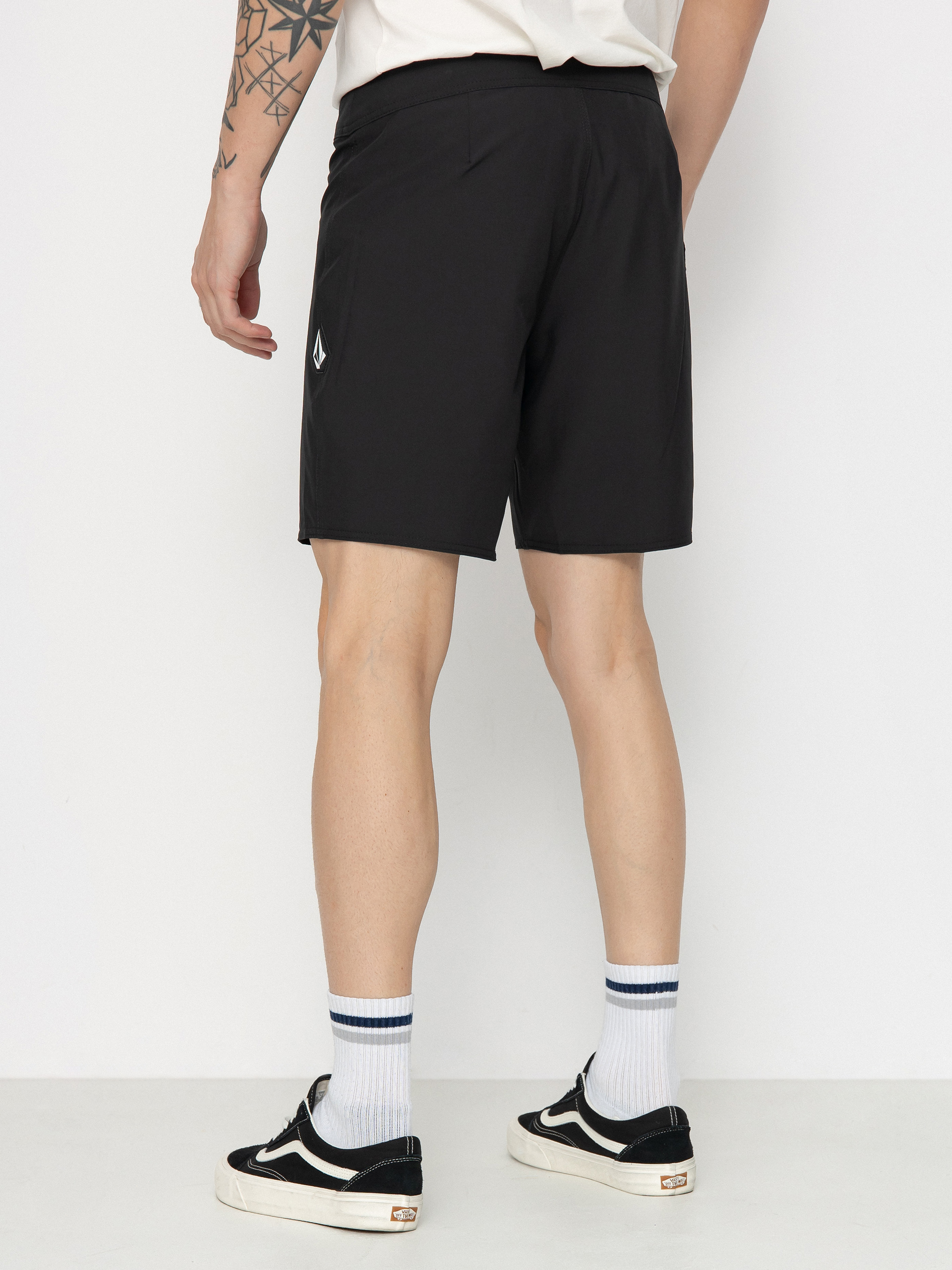 Șort pentru plajă Volcom Lido Solid Mod 18 (black)