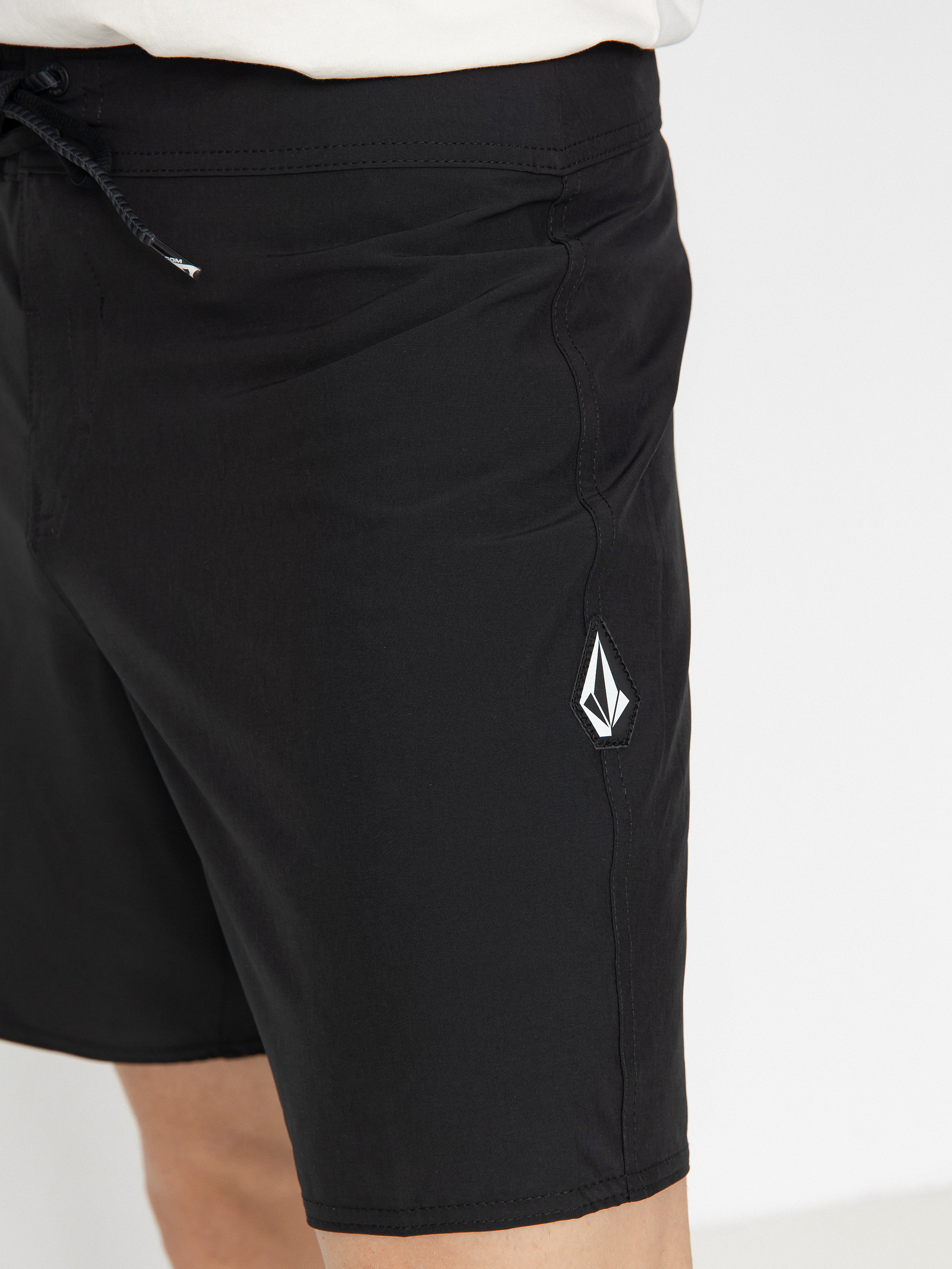 Șort pentru plajă Volcom Lido Solid Mod 18 (black)