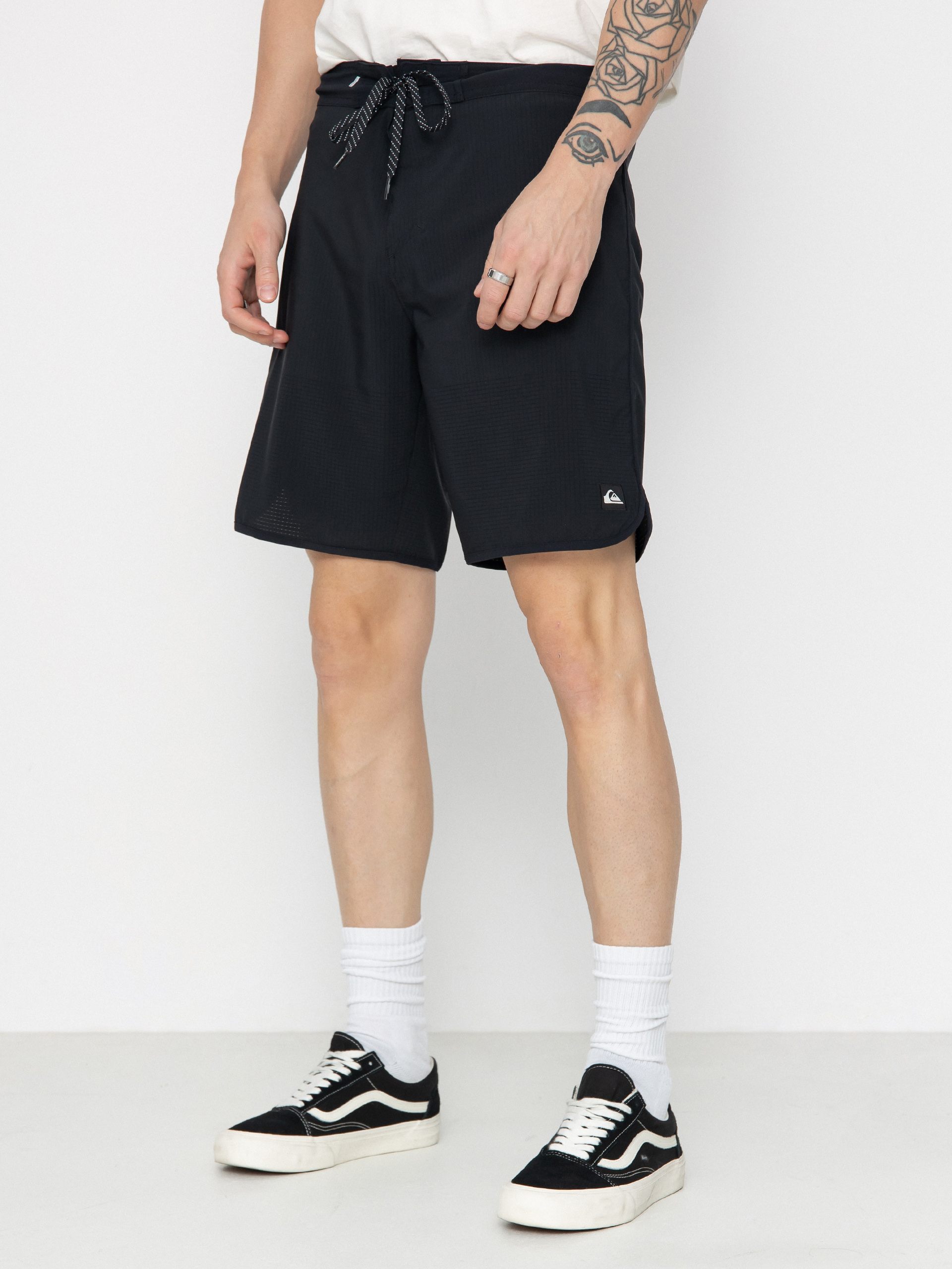 Șort pentru plajă Quiksilver Highlinescallop (black)