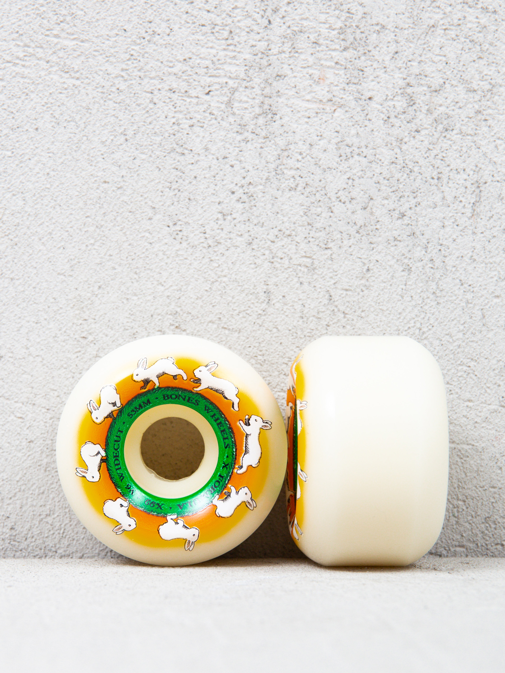 Role Bones X Formula Runny Bunny V5 Wide Cut 99A (white/orange)