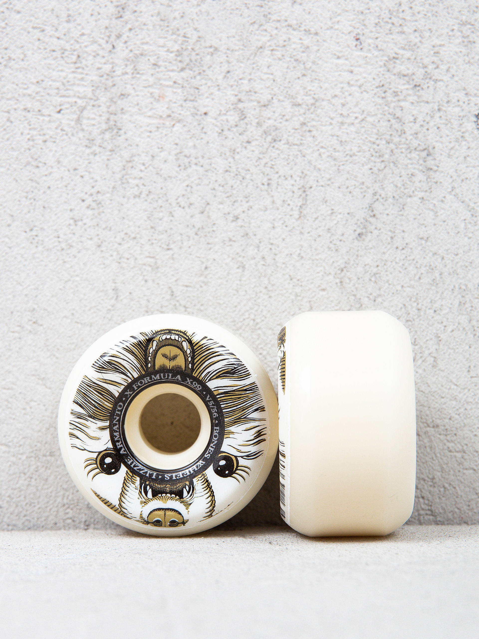 Role Bones X Formula Armanto Alma Mutter V5 Sidecut 99A (white/gold/black)