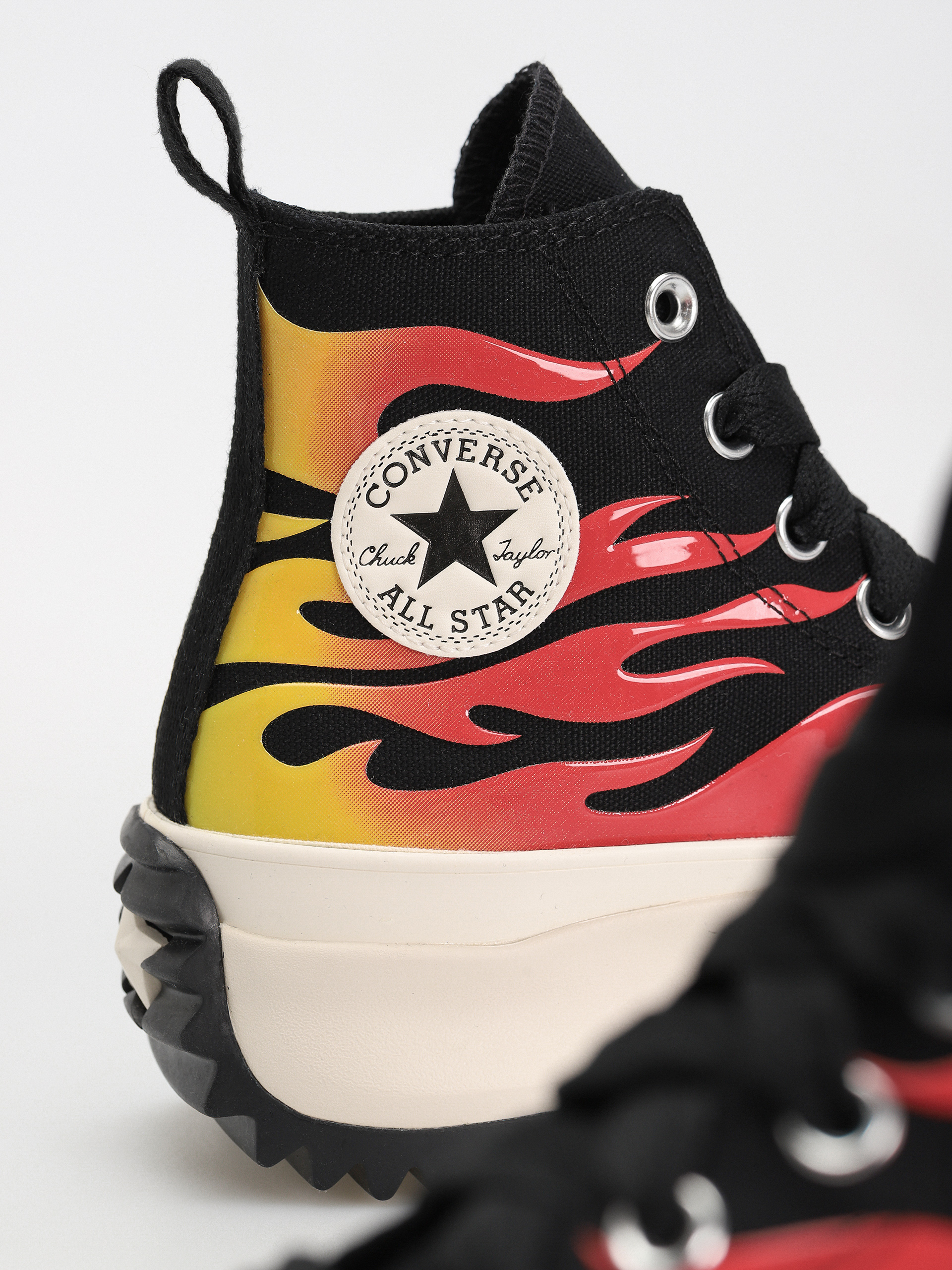 Pantofi Converse Run Star Hike Hi (flames/black)