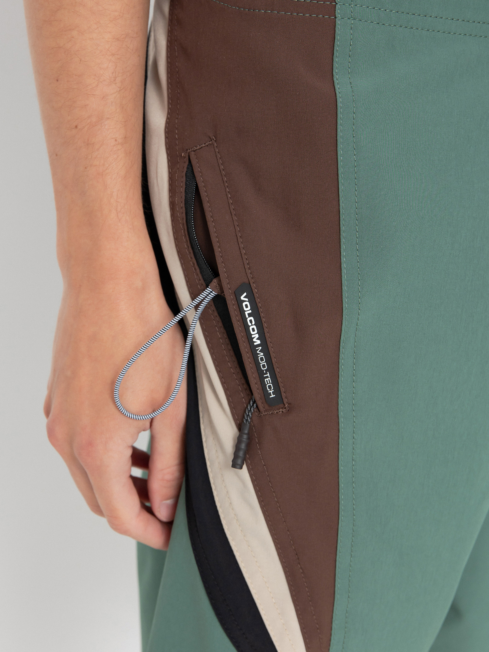 Șort pentru plajă Volcom Surf Vitals J Robinson Mod 20 (fir green)