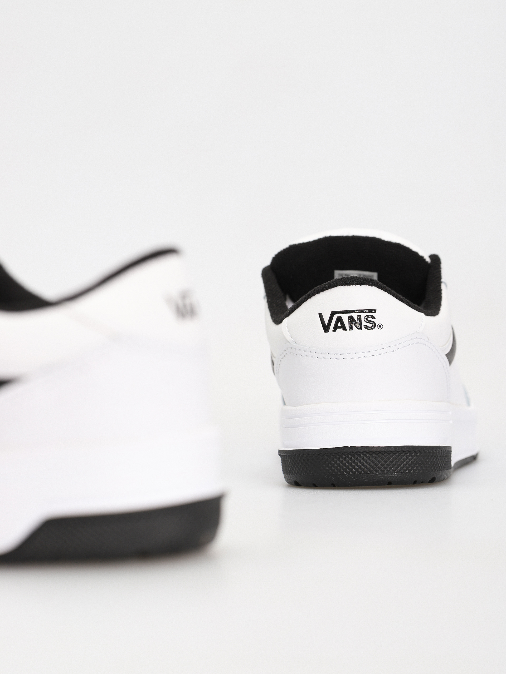 Pantofi Vans Hylane (white/black)