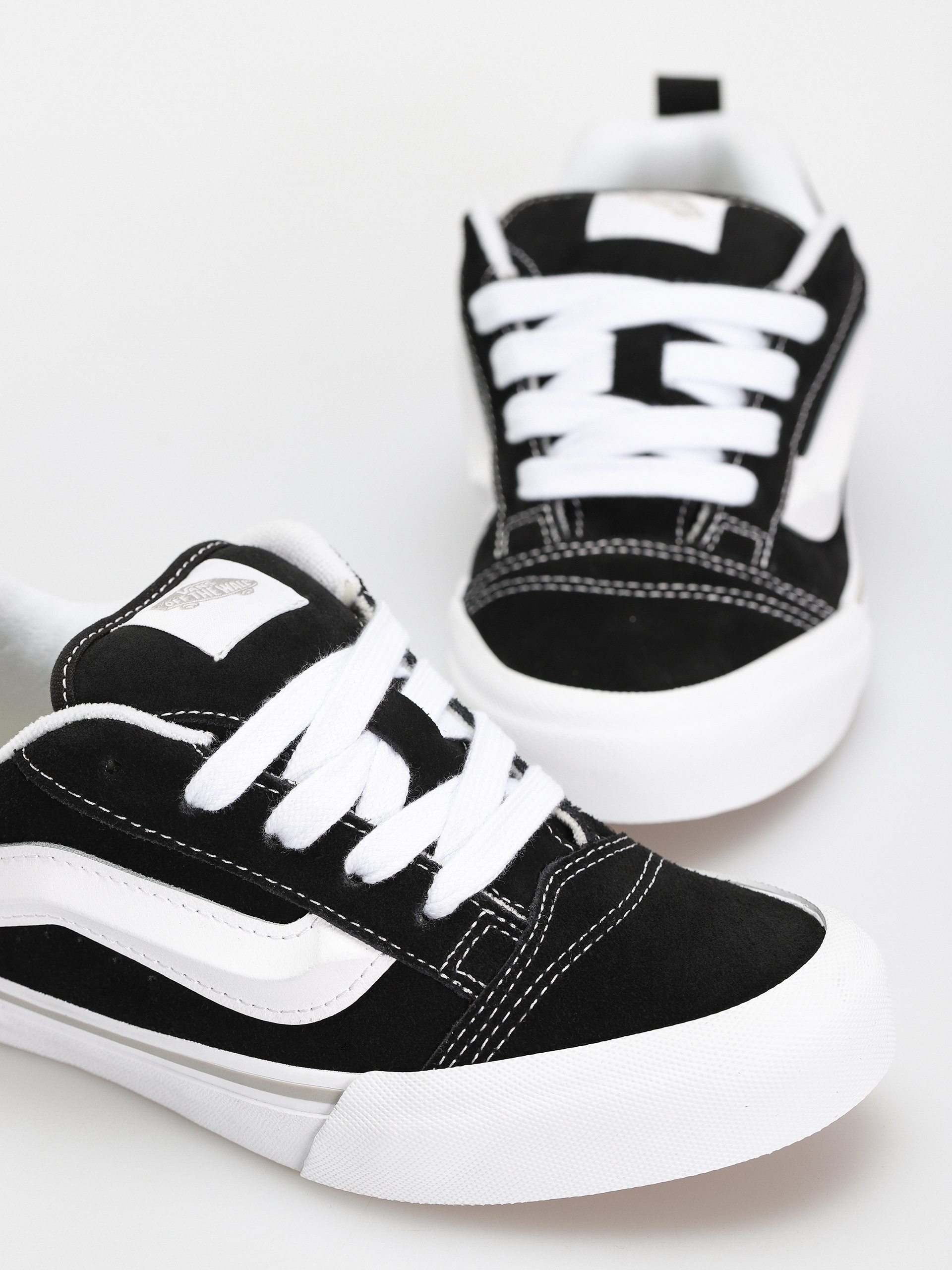 Pantofi pentru copii Vans Knu Skool JR (black/white)