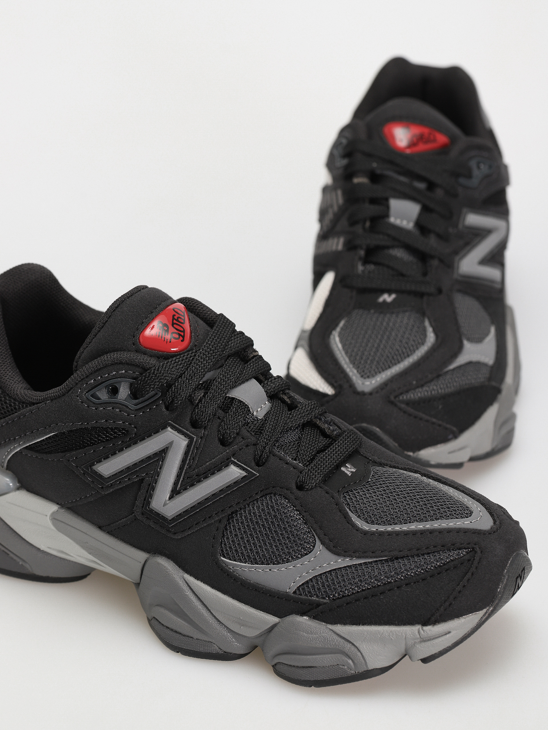 Pantofi New Balance 9060 JR (black)
