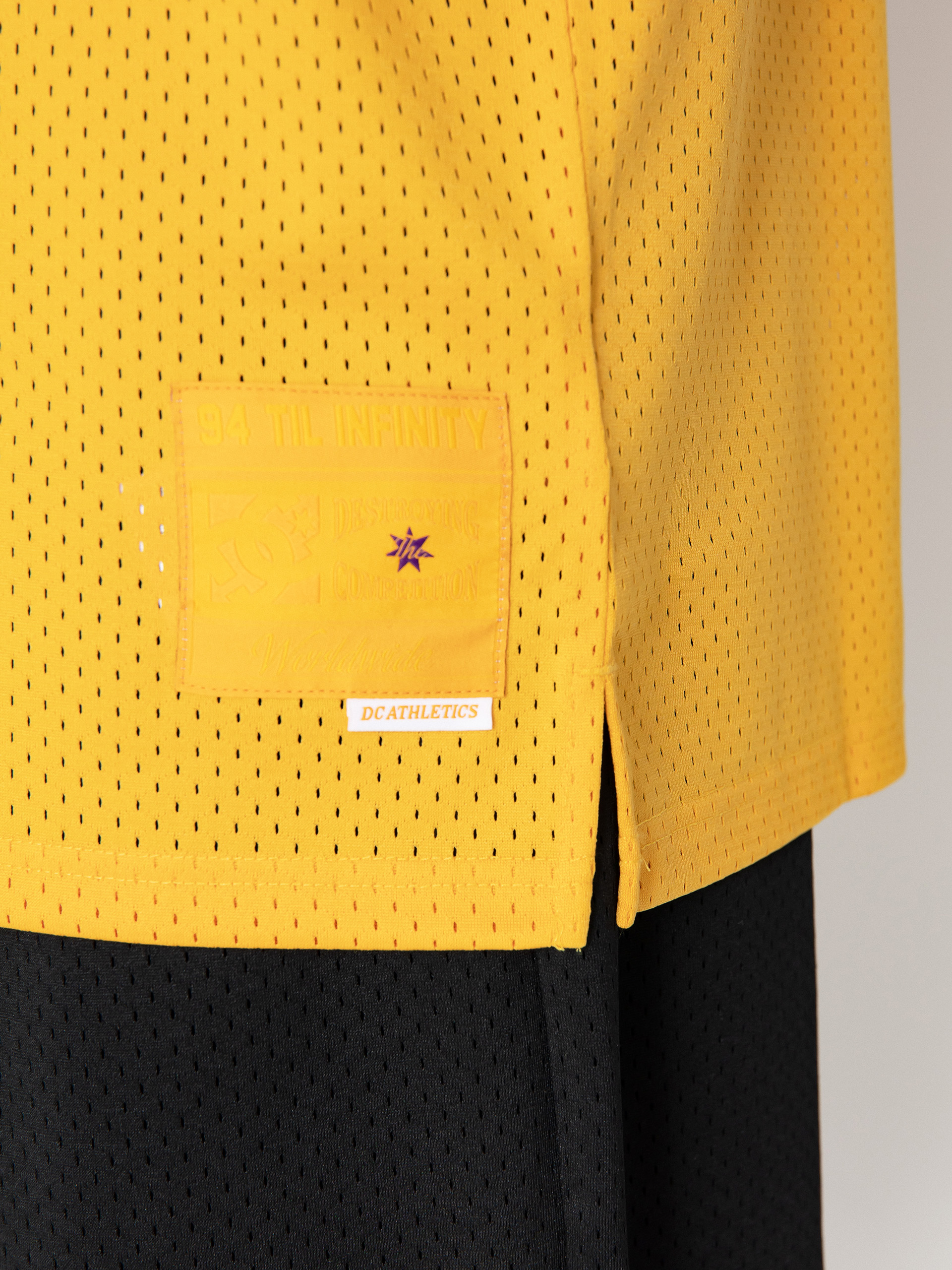 Tricou DC Showtime (saffron)