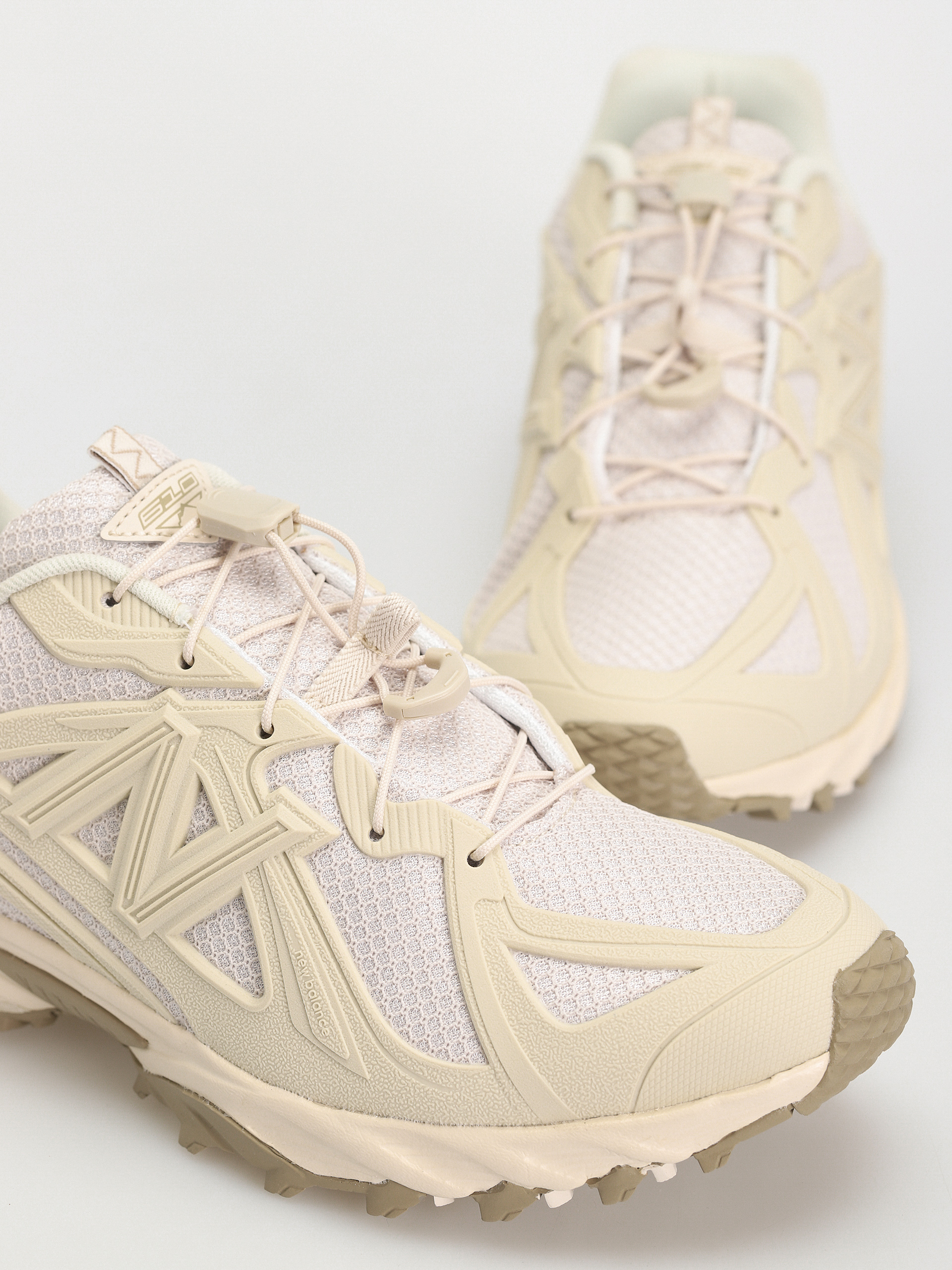 Pantofi New Balance 610 (beige)