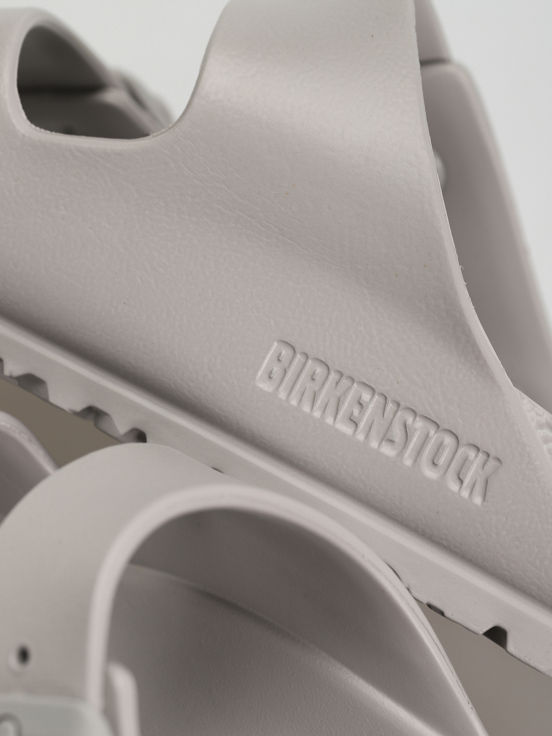 Șlapi Birkenstock Arizona Essentials EVA Narrow Wmn (stone coin)