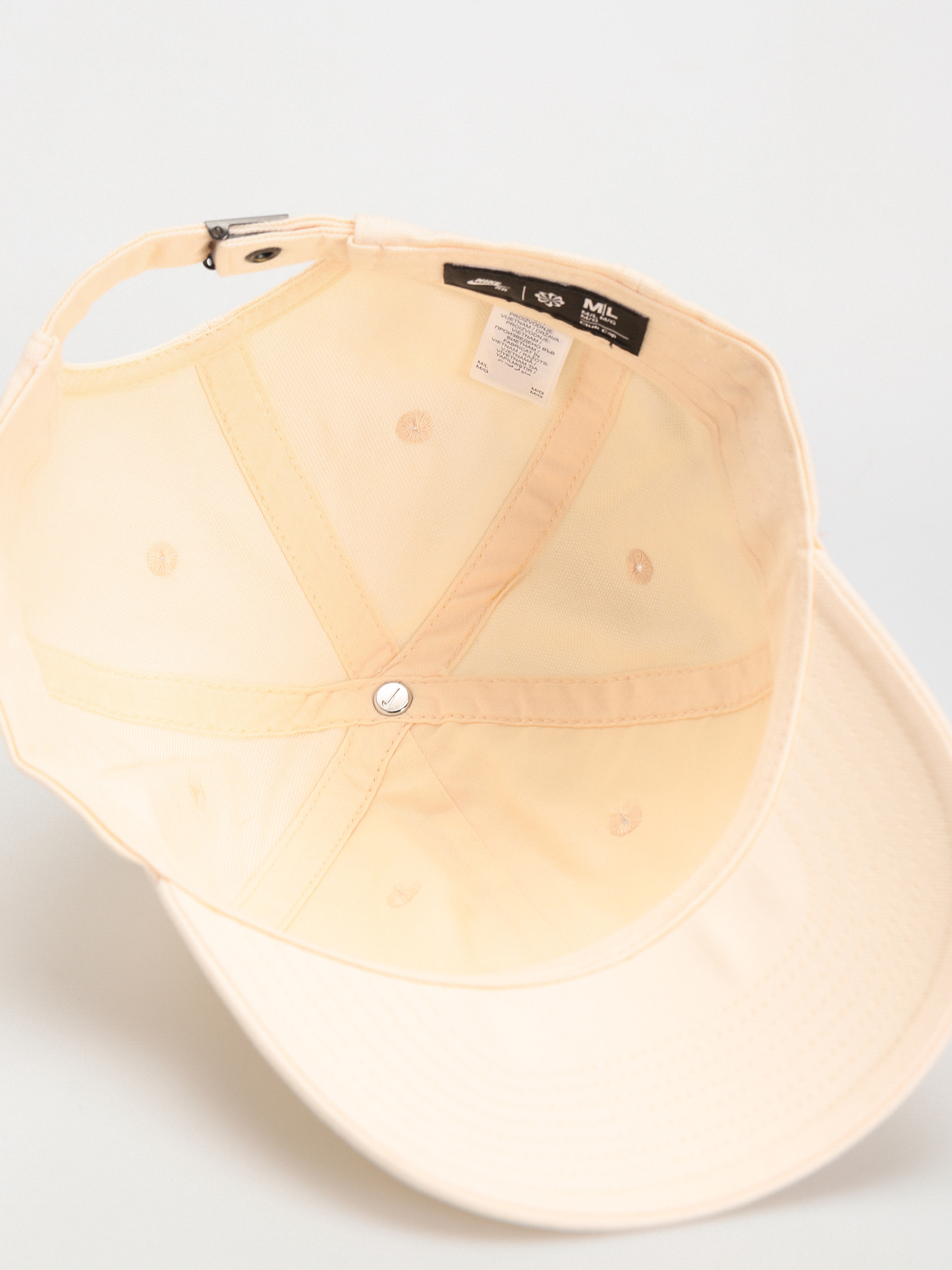 Șapcă Nike SB Club (guava ice/neutral olive)