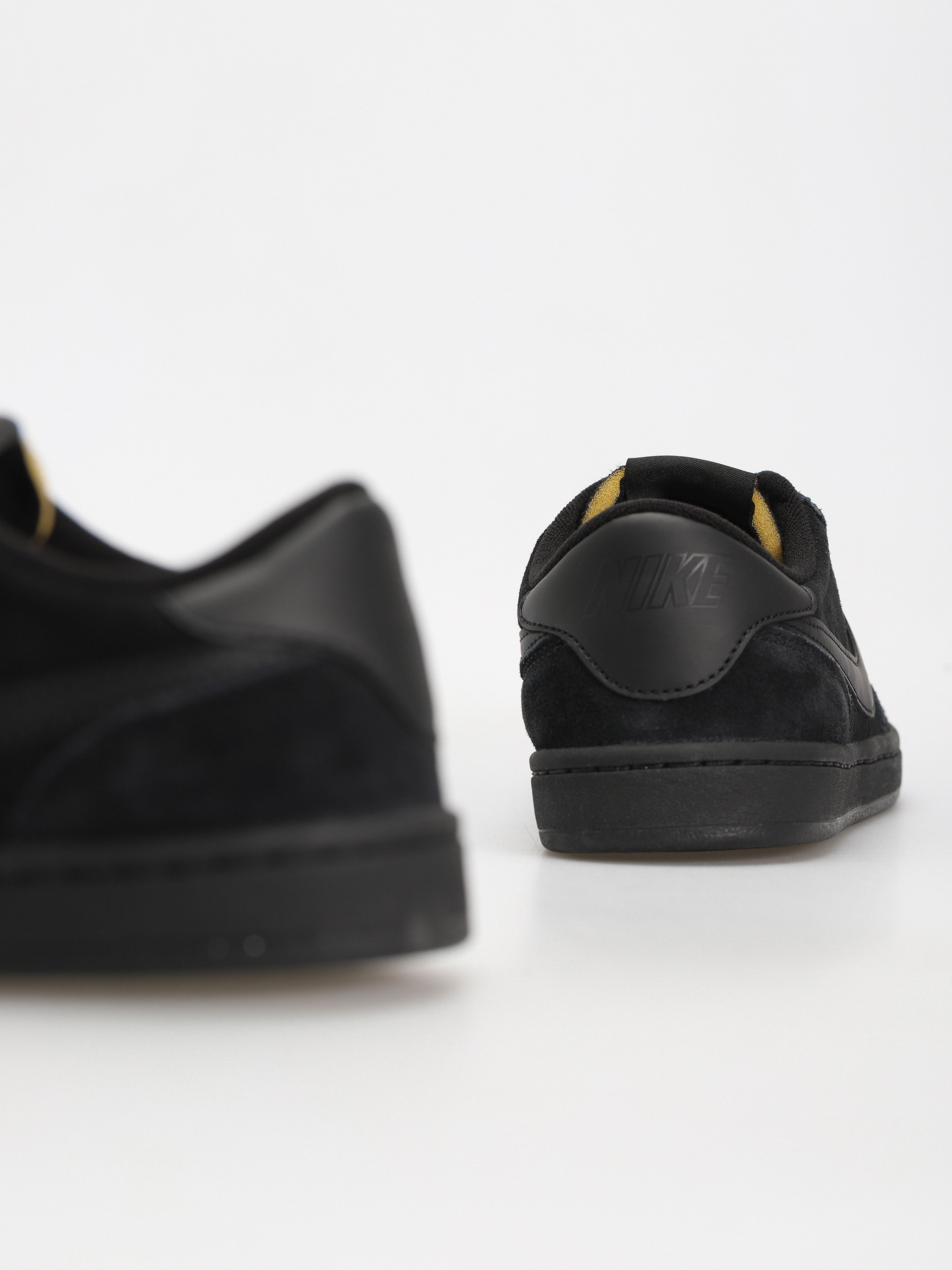 Pantofi Nike SB Sb Fc Classic (black/black black vivid orange)